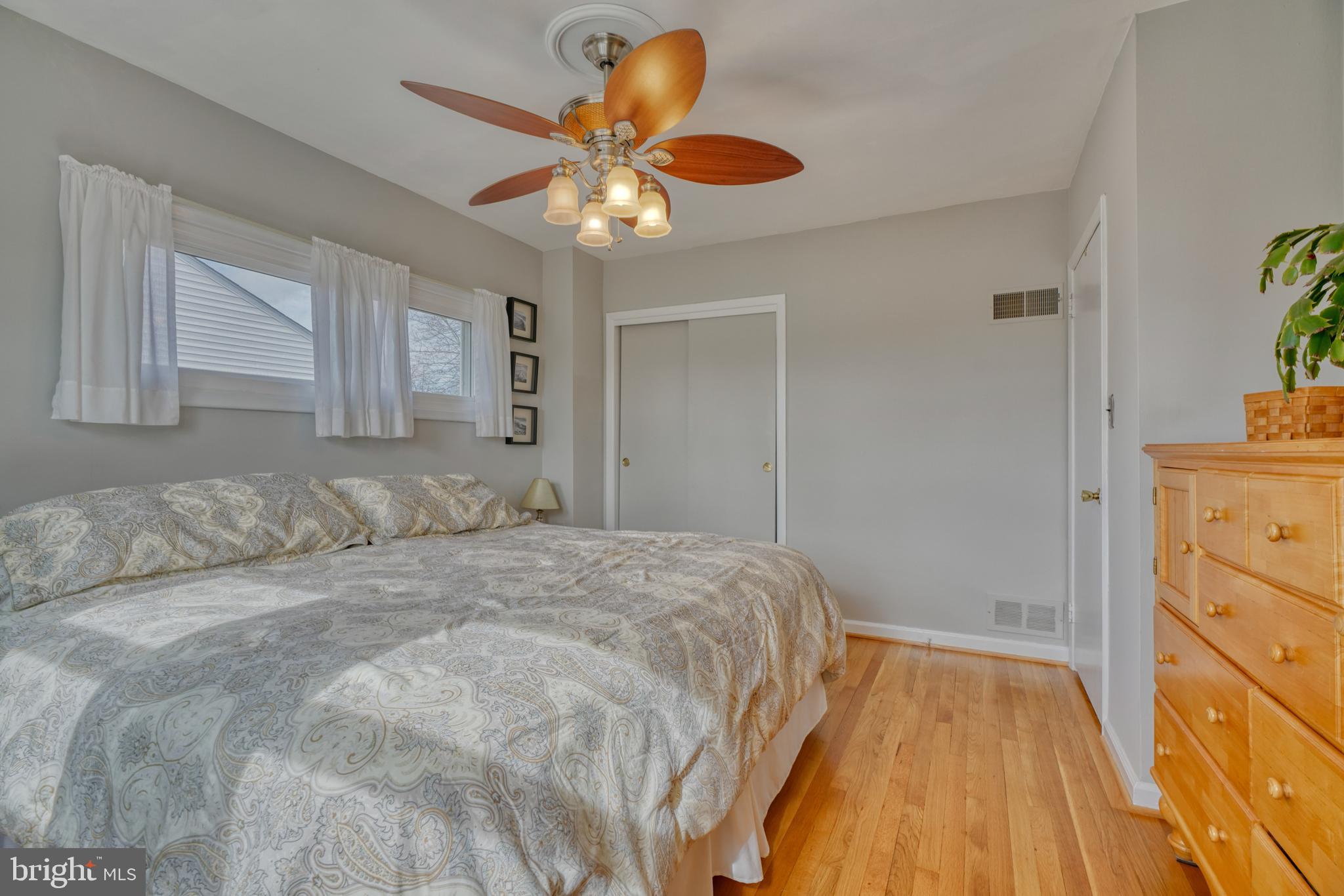 OAKLEIGH - Residential