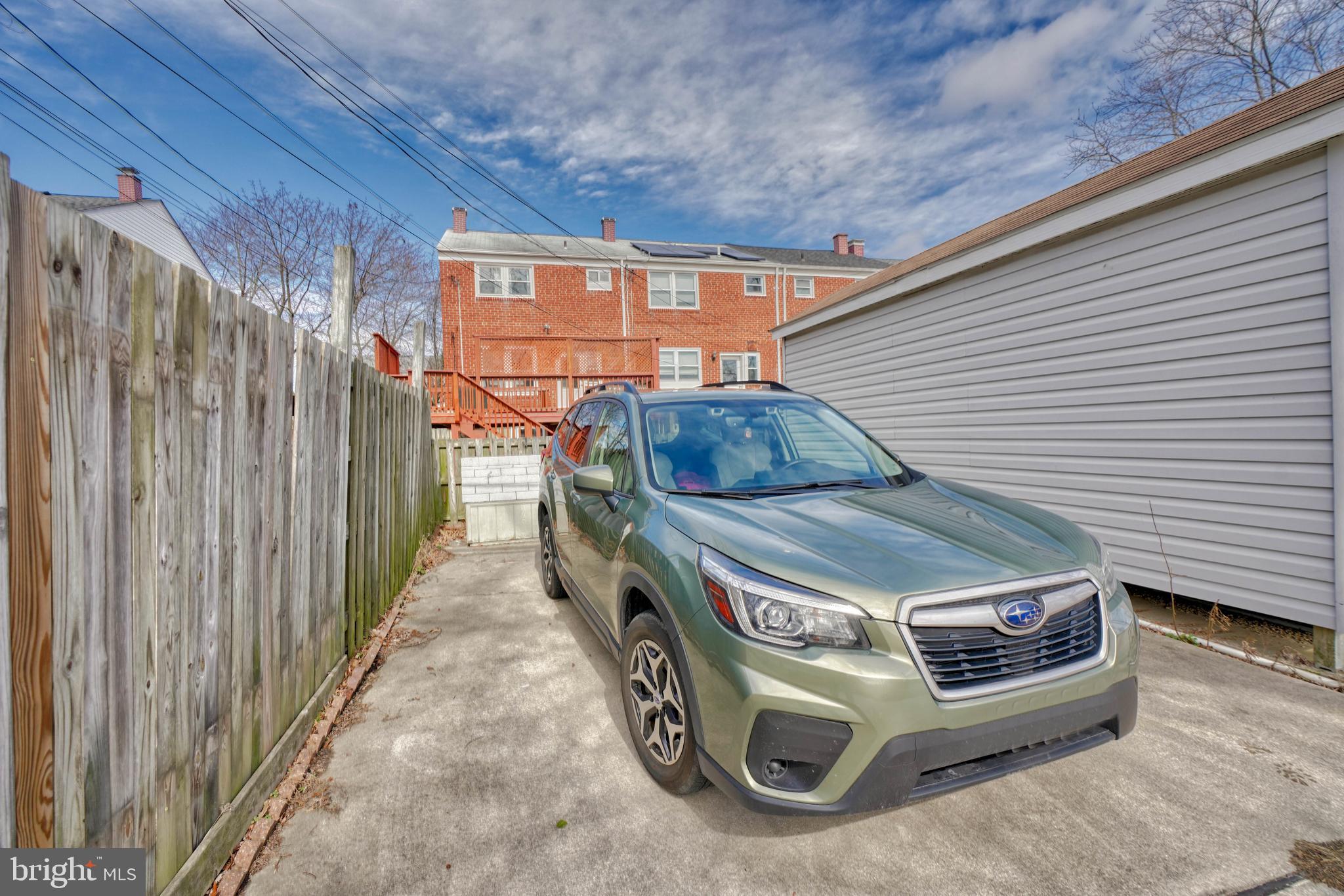 OAKLEIGH - Residential