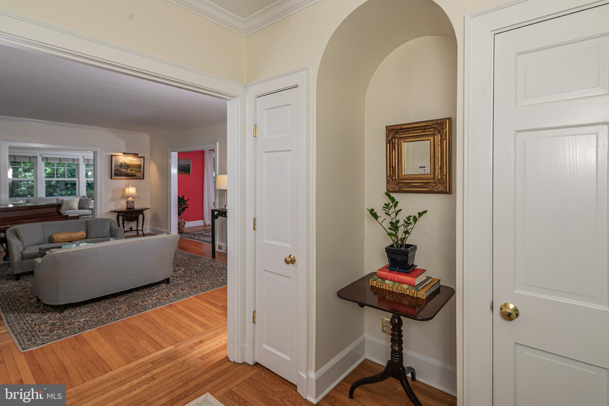 8 OBER ROAD