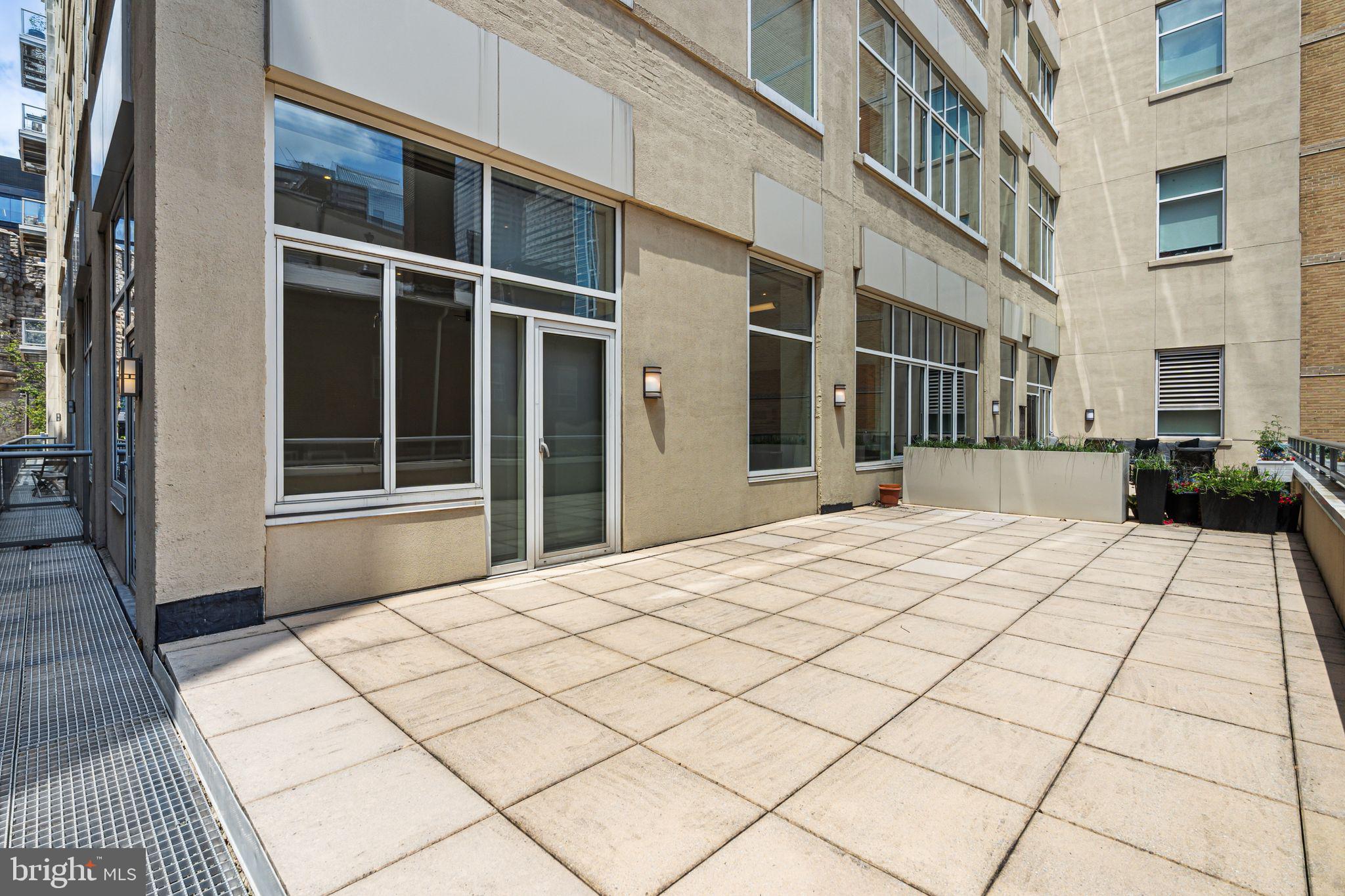 CENTER CITY - Residential