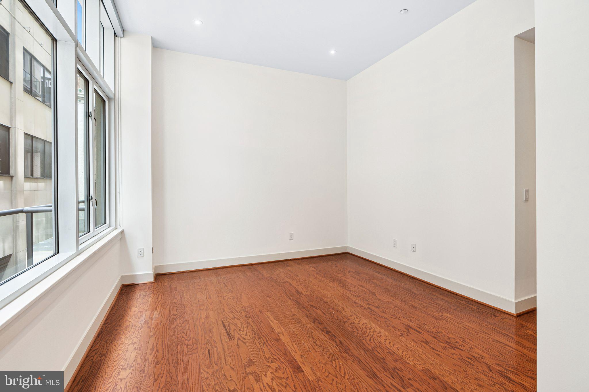 CENTER CITY - Residential