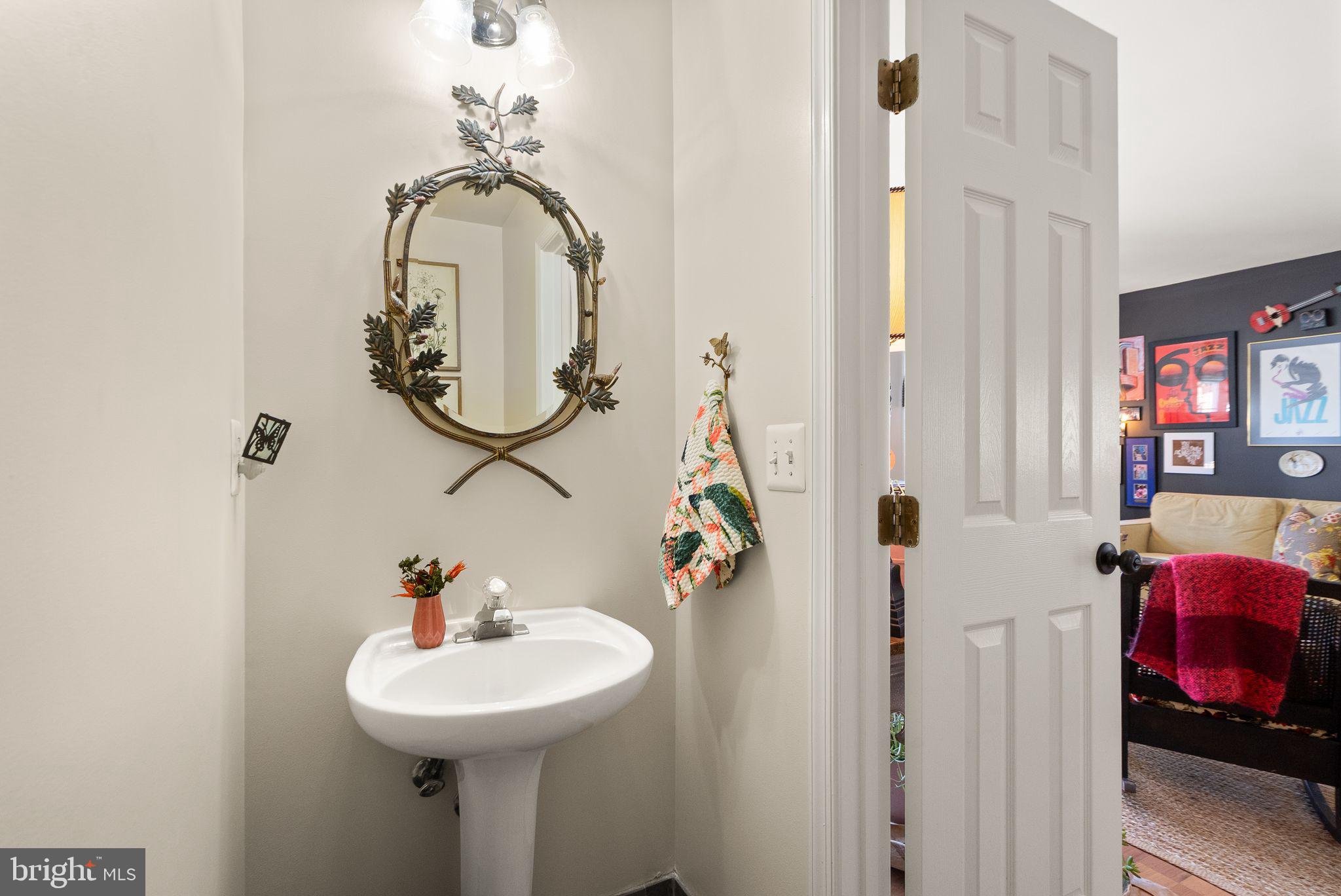 EDSALL RD T/H - Residential