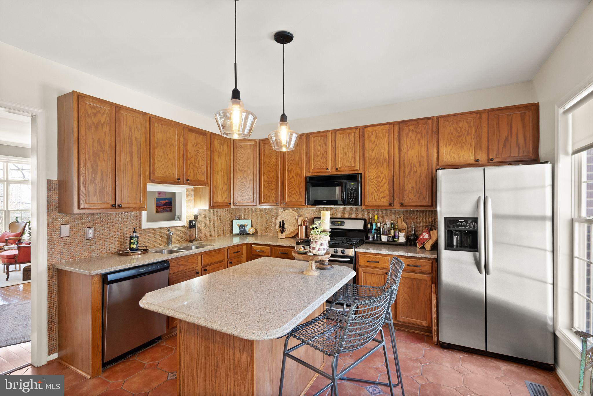 EDSALL RD T/H - Residential