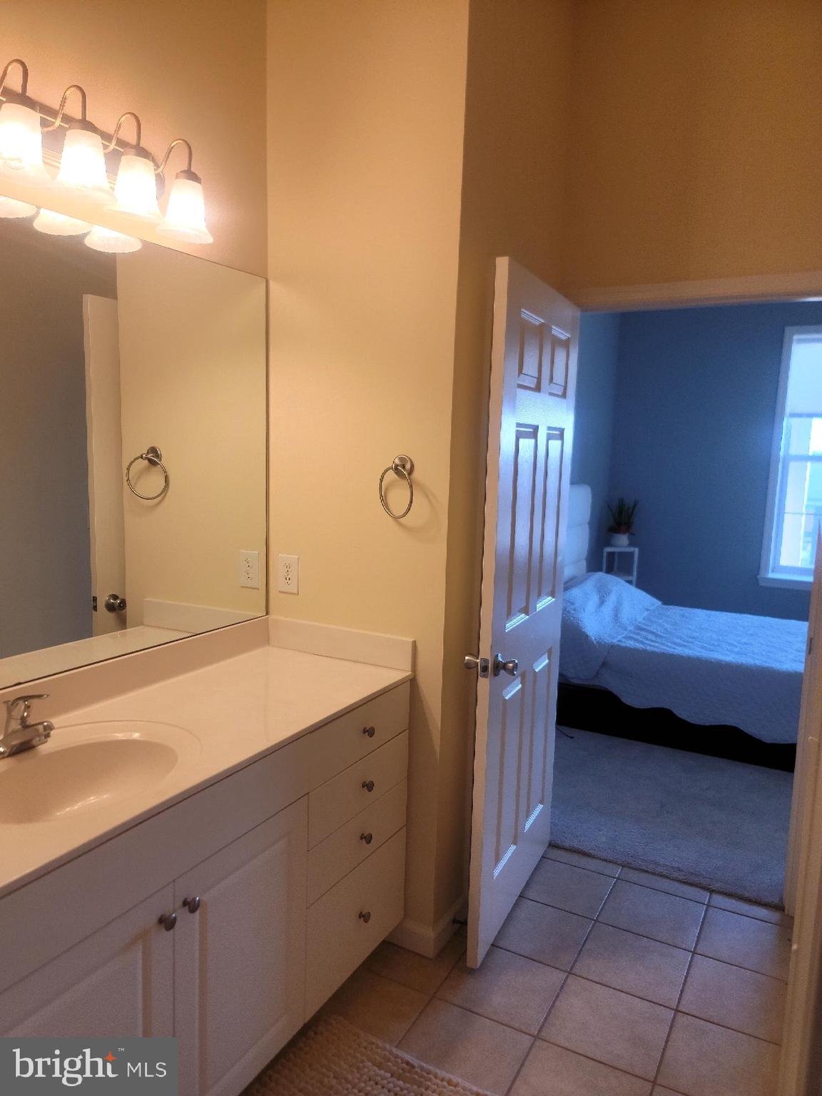 31 BOOTH STREET 453