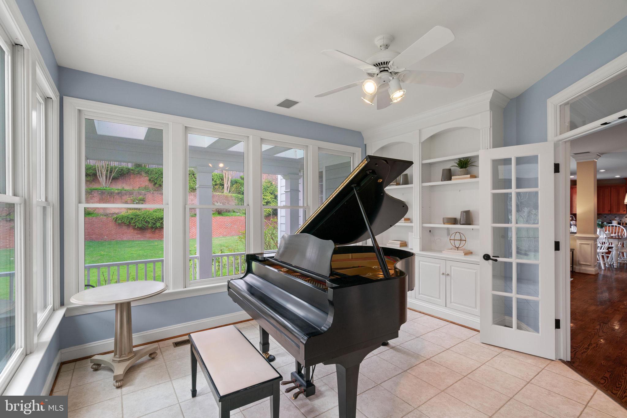 FRANKLIN PARK - Residential