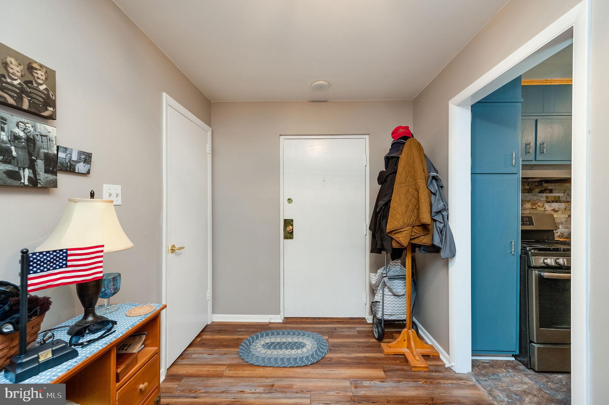 HUMMINGBIRD HILL - Residential