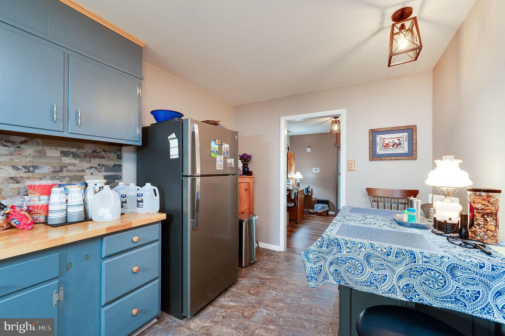 HUMMINGBIRD HILL - Residential