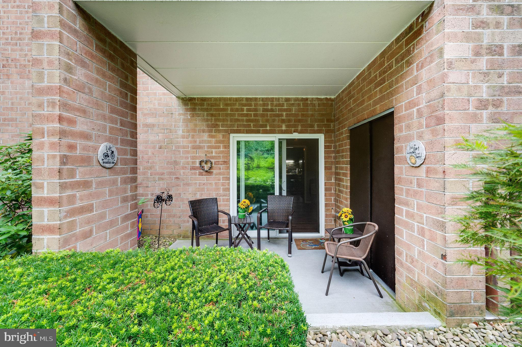 HUMMINGBIRD HILL - Residential