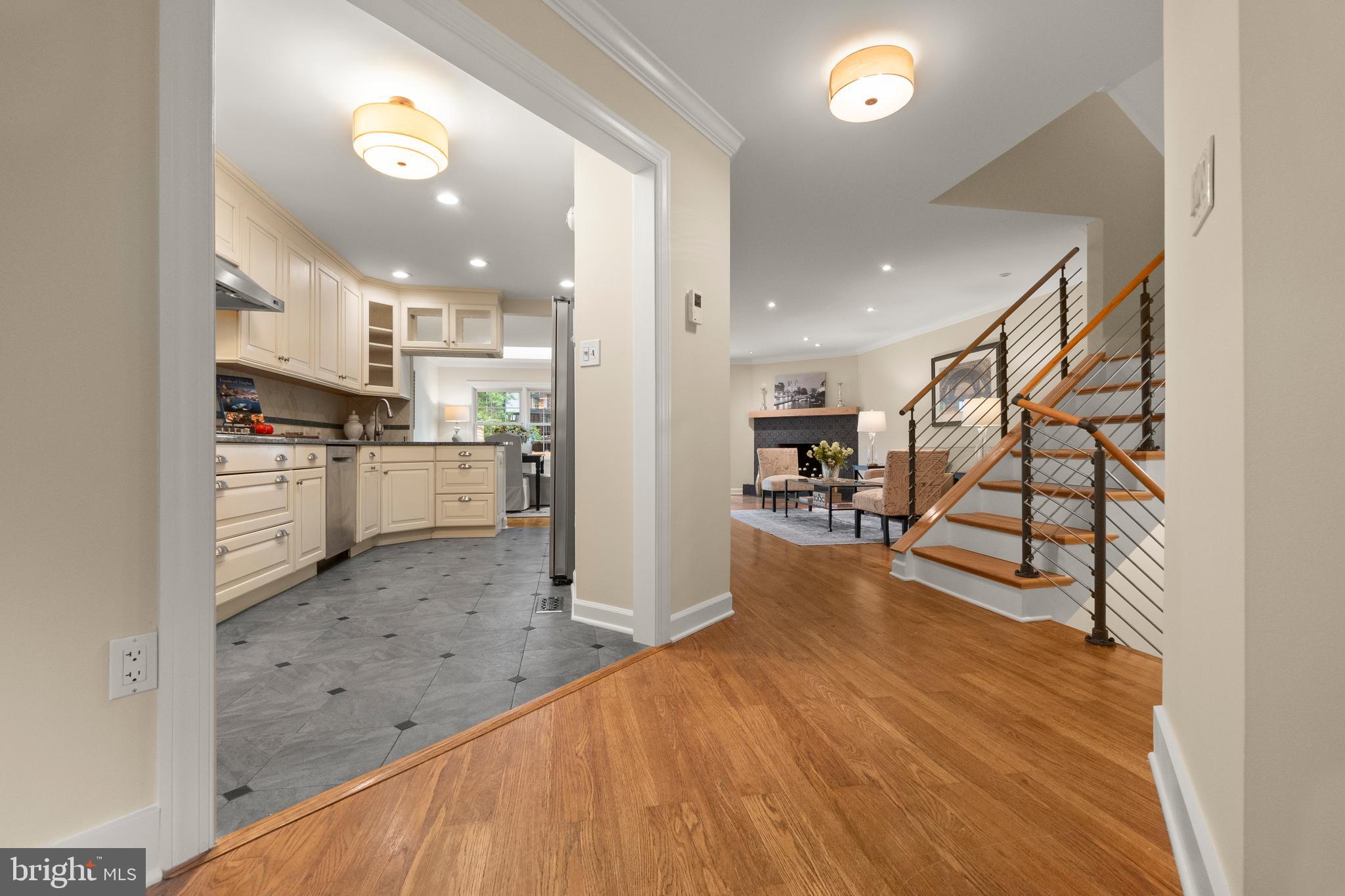 6358 BRAMPTON COURT