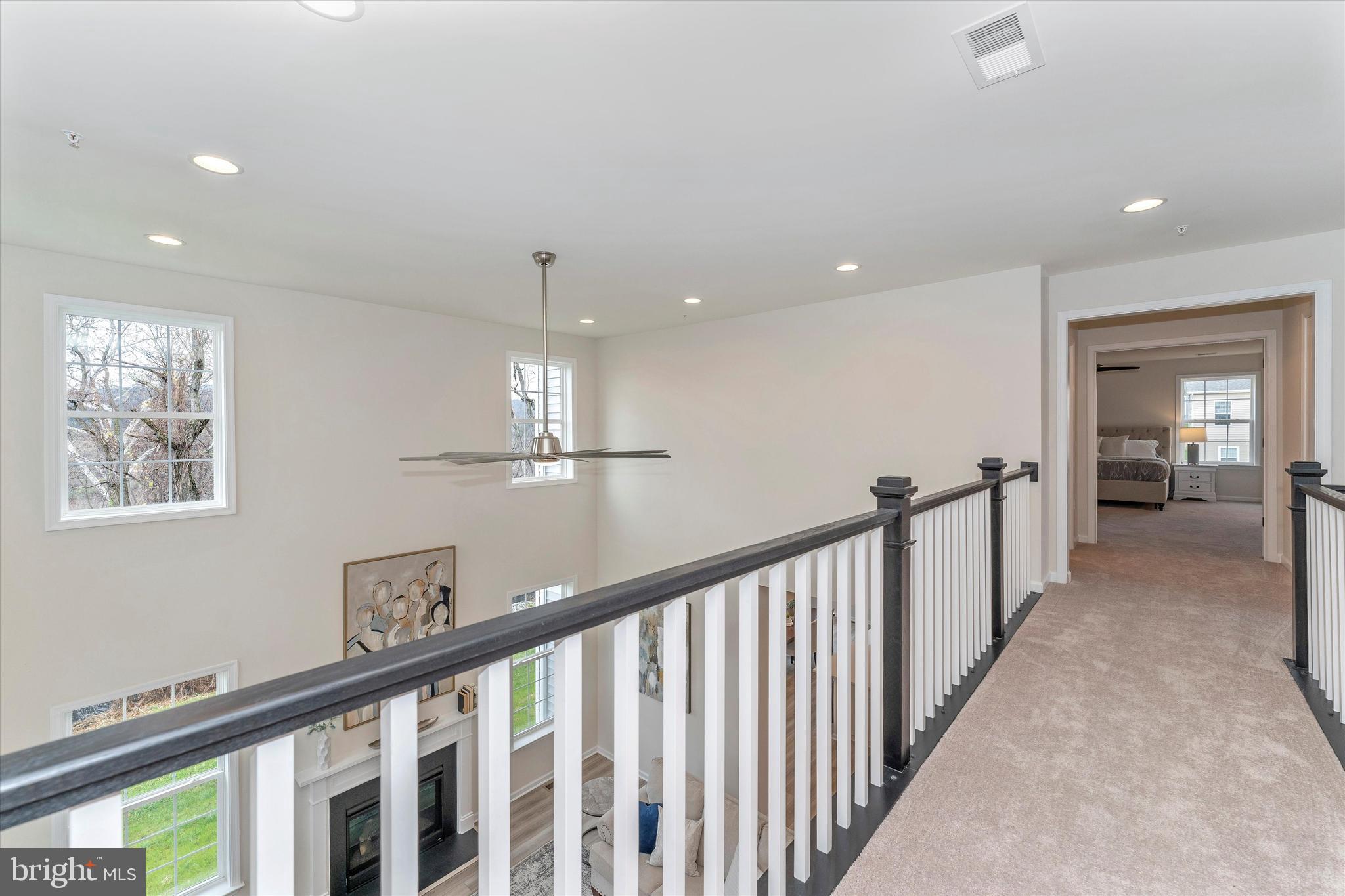 MEADOWRIDGE - Residential