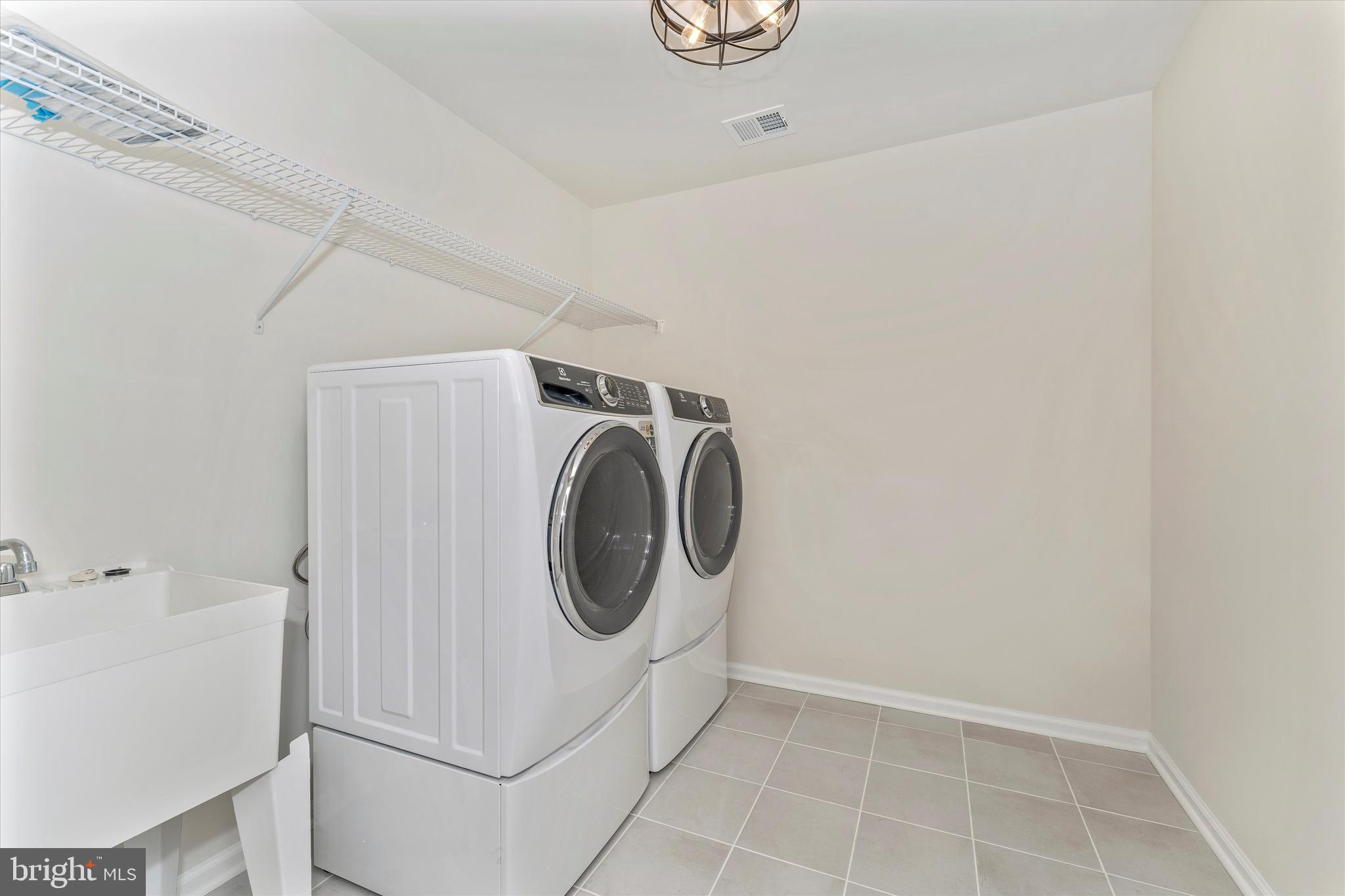 MEADOWRIDGE - Residential