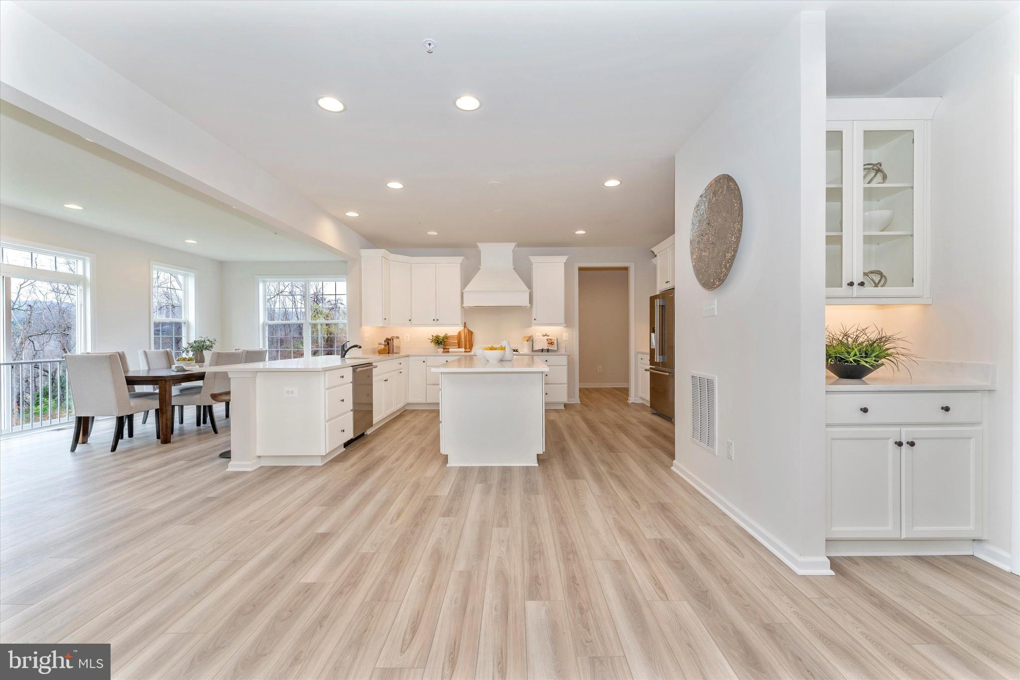 MEADOWRIDGE - Residential