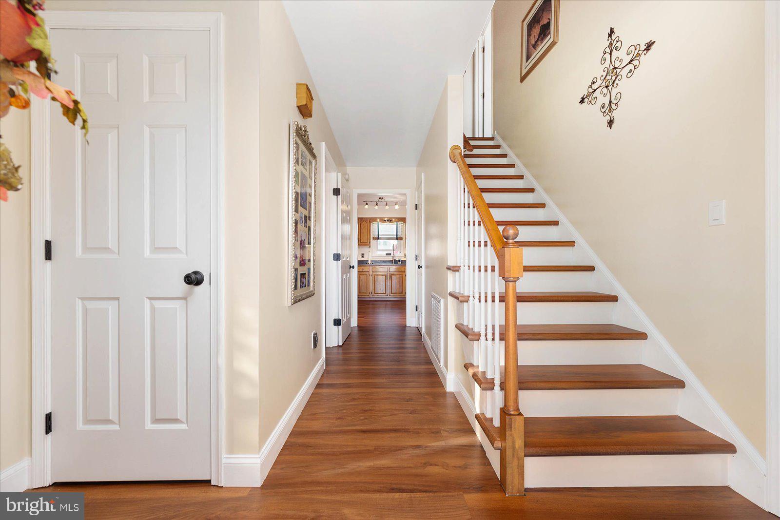 CROSS CREEK - Residential