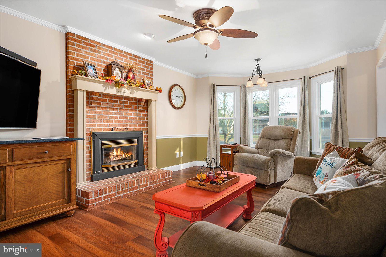 CROSS CREEK - Residential