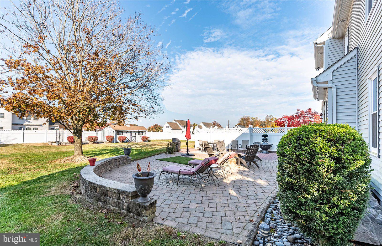 CROSS CREEK - Residential