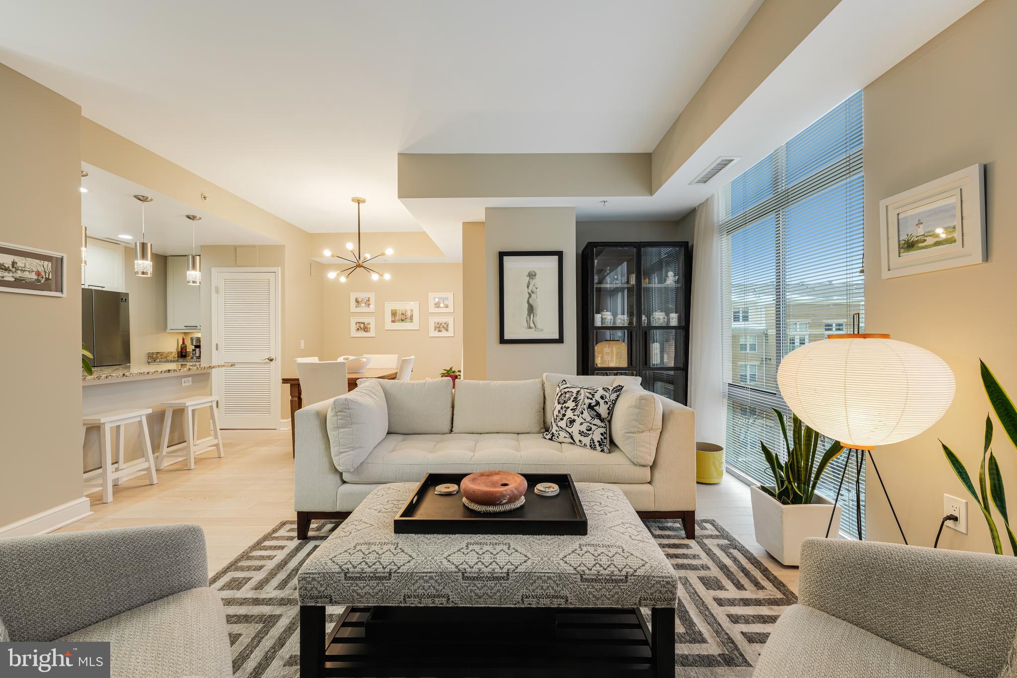 MIDTOWN AT RESTON TOWN CENTER - Residential