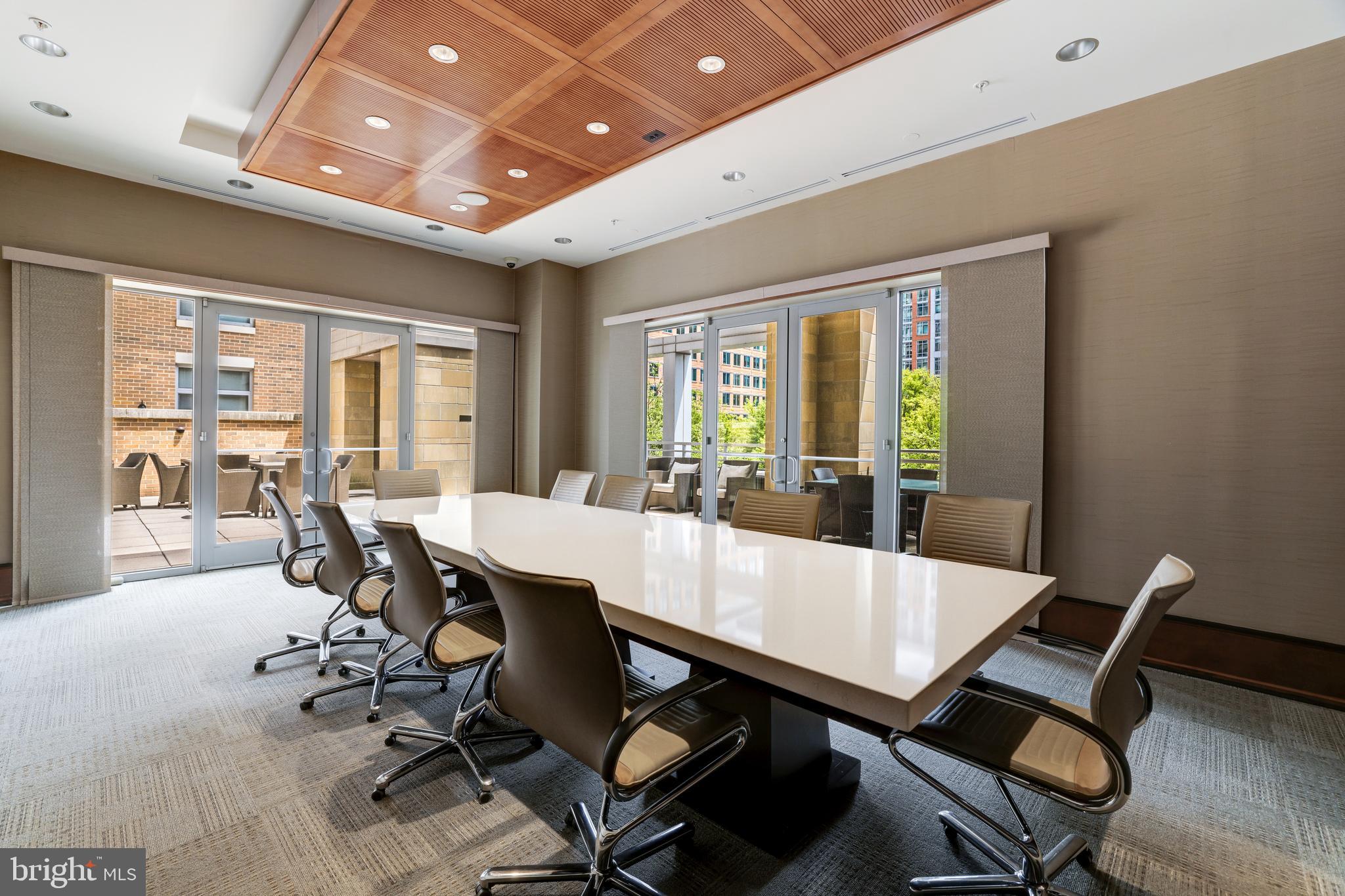 MIDTOWN AT RESTON TOWN CENTER - Residential