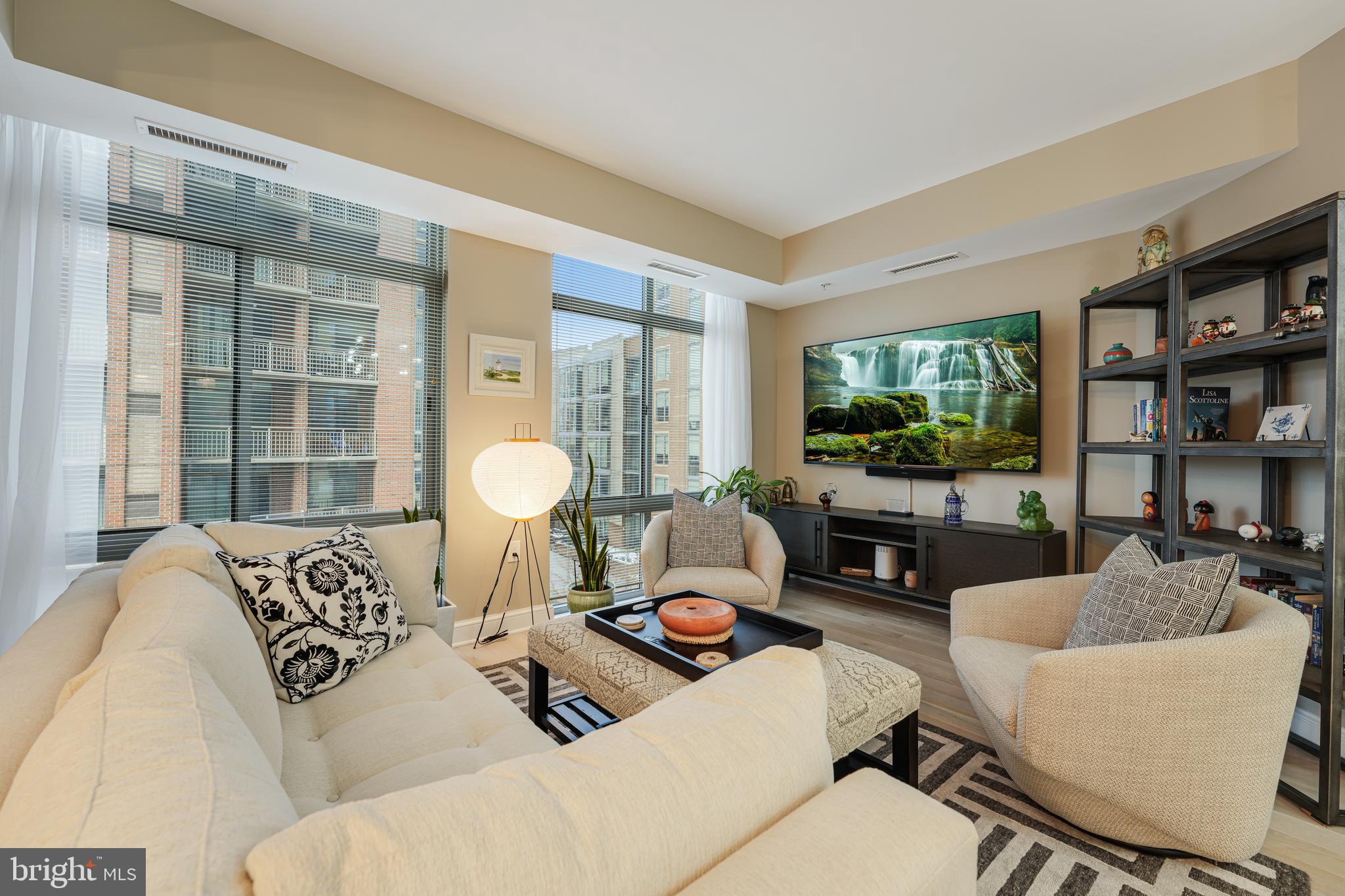 MIDTOWN AT RESTON TOWN CENTER - Residential