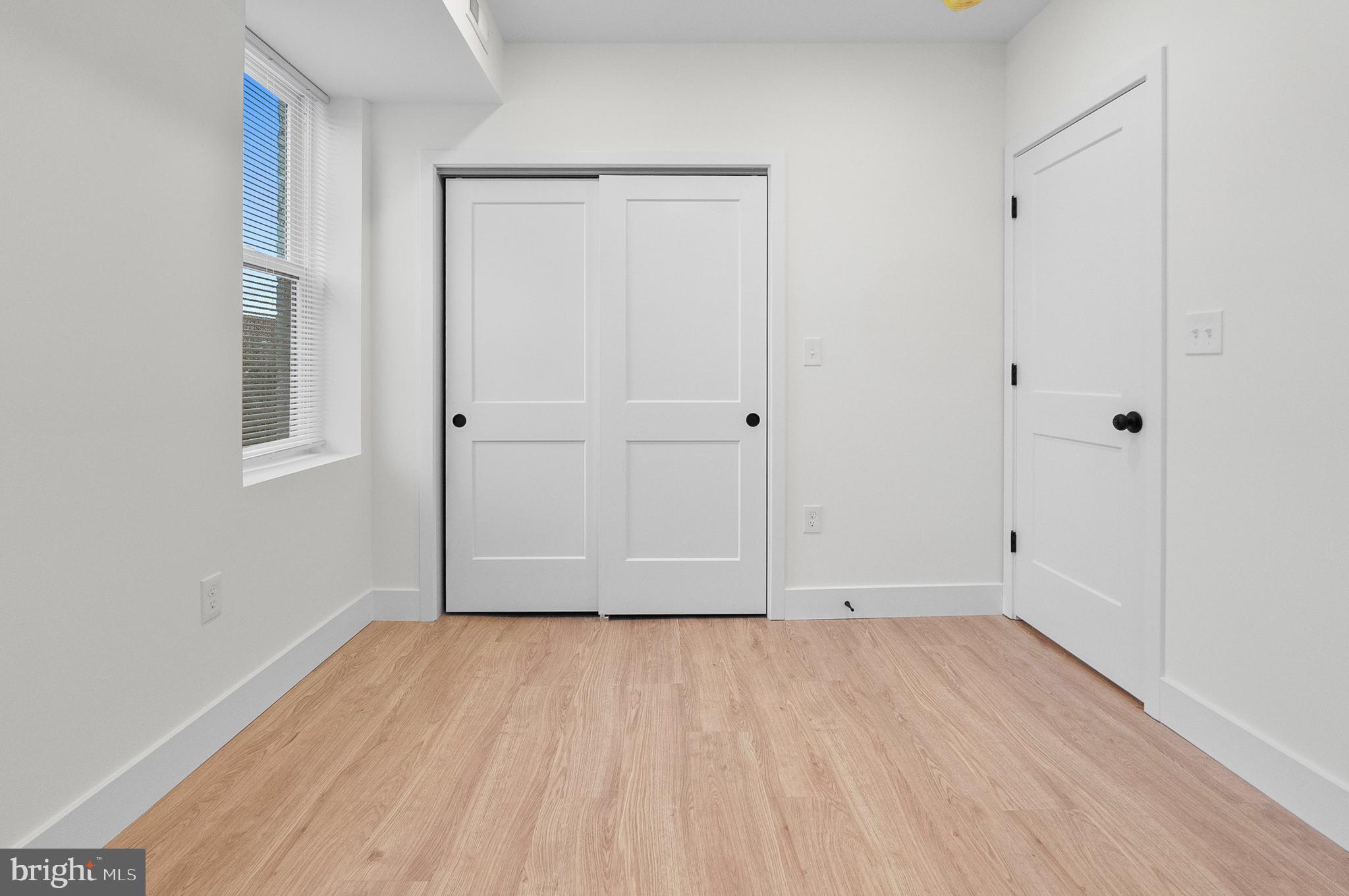 MIDDLE EAST - Residential Lease