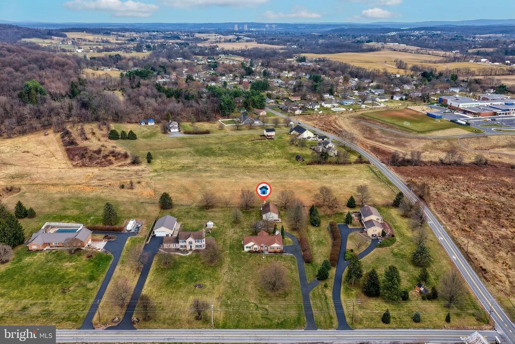 Photo of 596 Beinhower Road, ETTERS, PA 17319 (MLS # PAYK2099488)