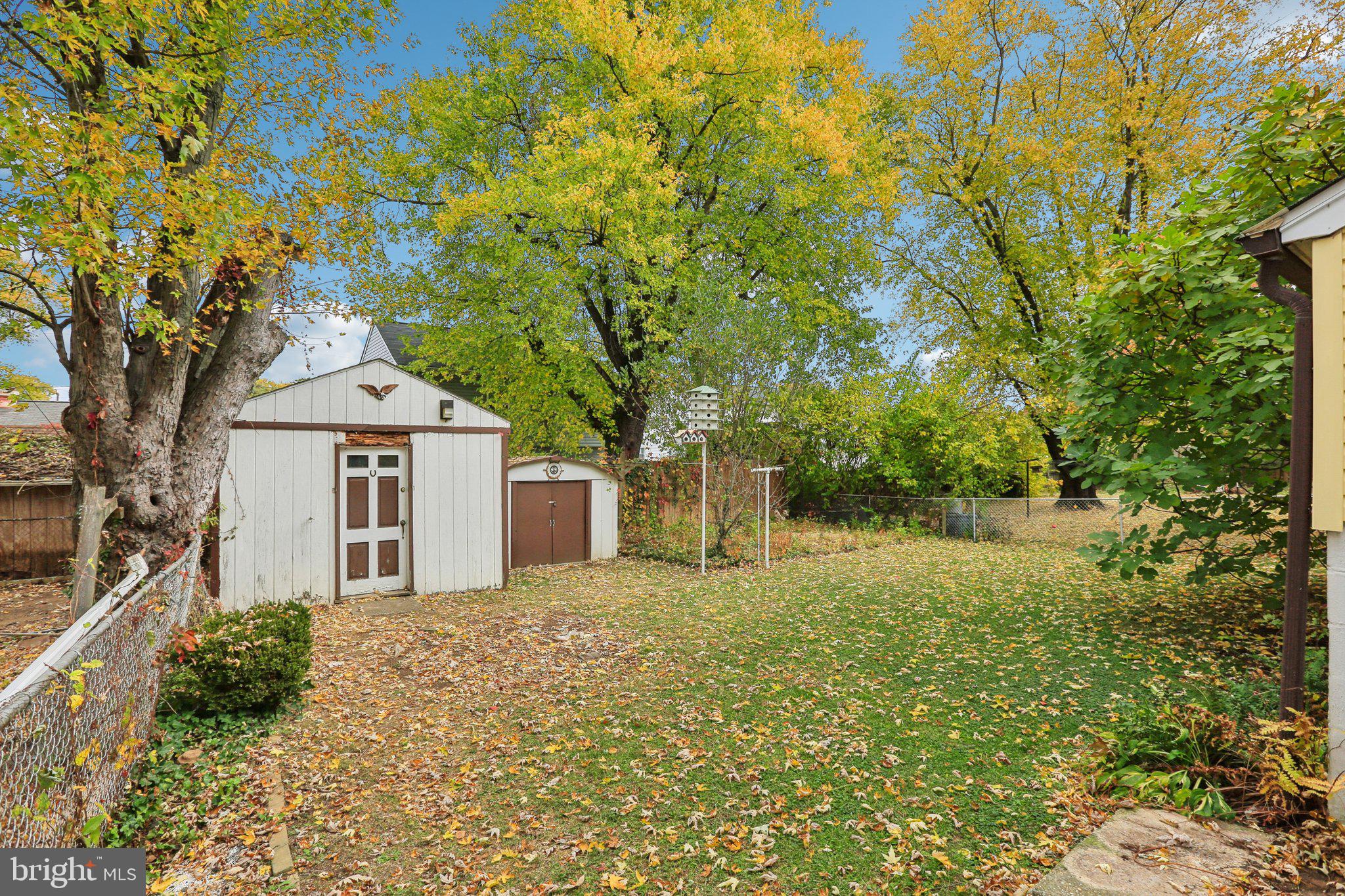 ARUNDEL GARDENS - Residential