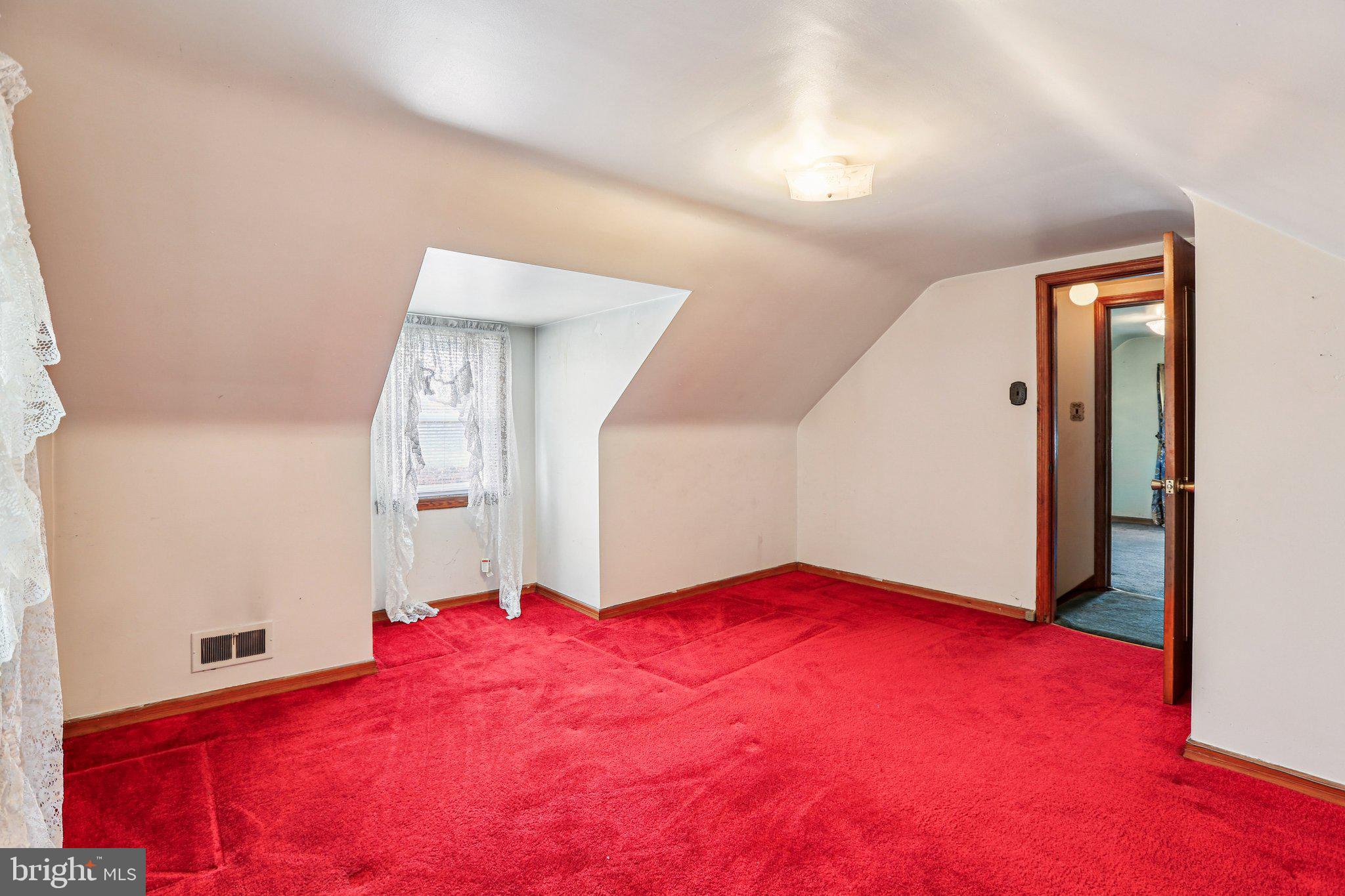 ARUNDEL GARDENS - Residential