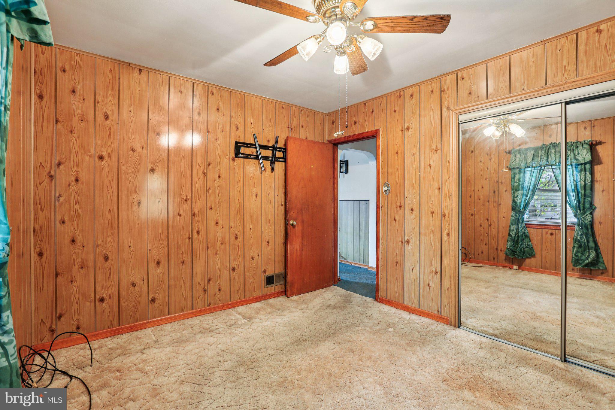 ARUNDEL GARDENS - Residential