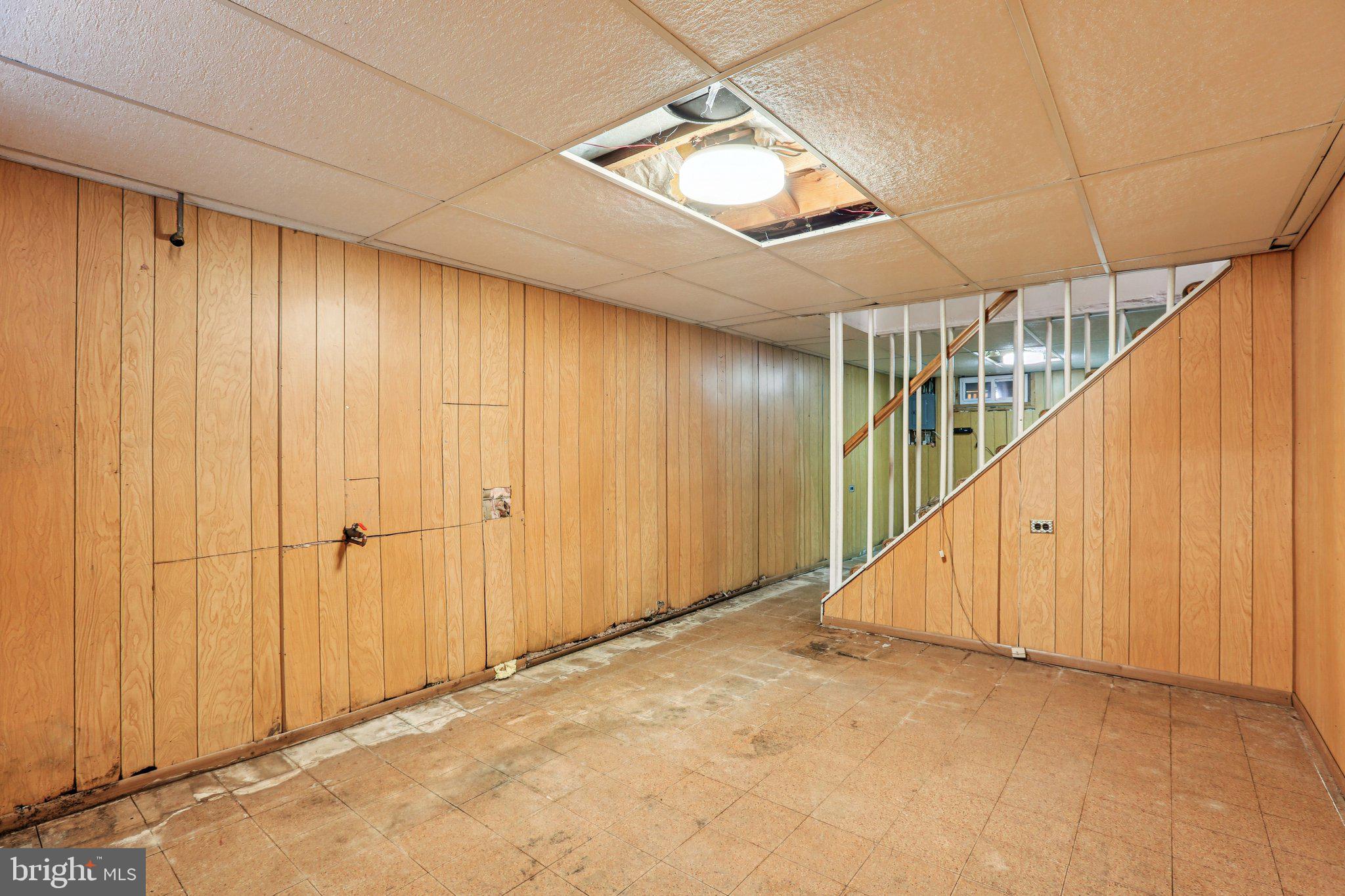 ARUNDEL GARDENS - Residential