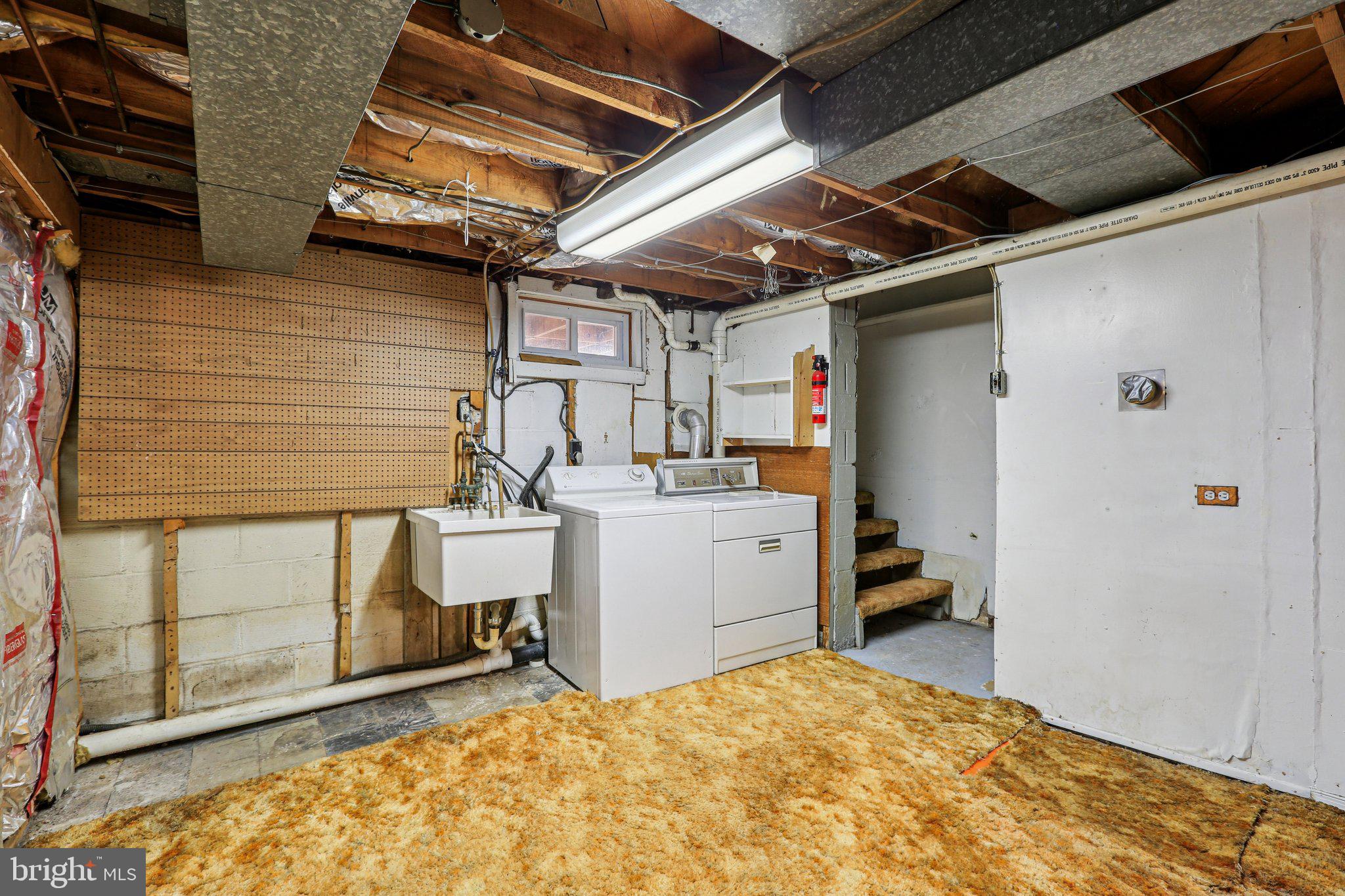 ARUNDEL GARDENS - Residential