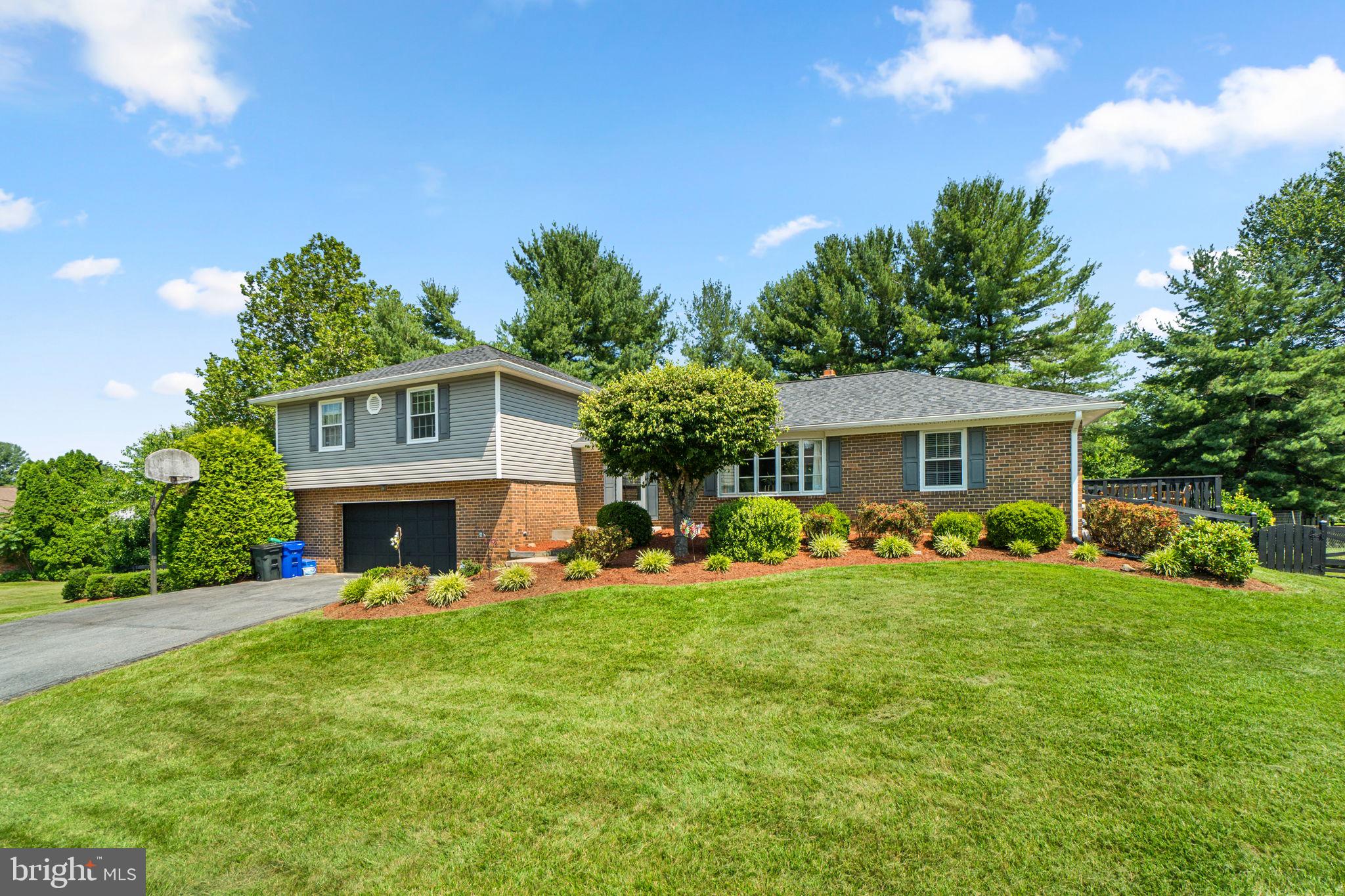 3621 TODDSBURY LANE