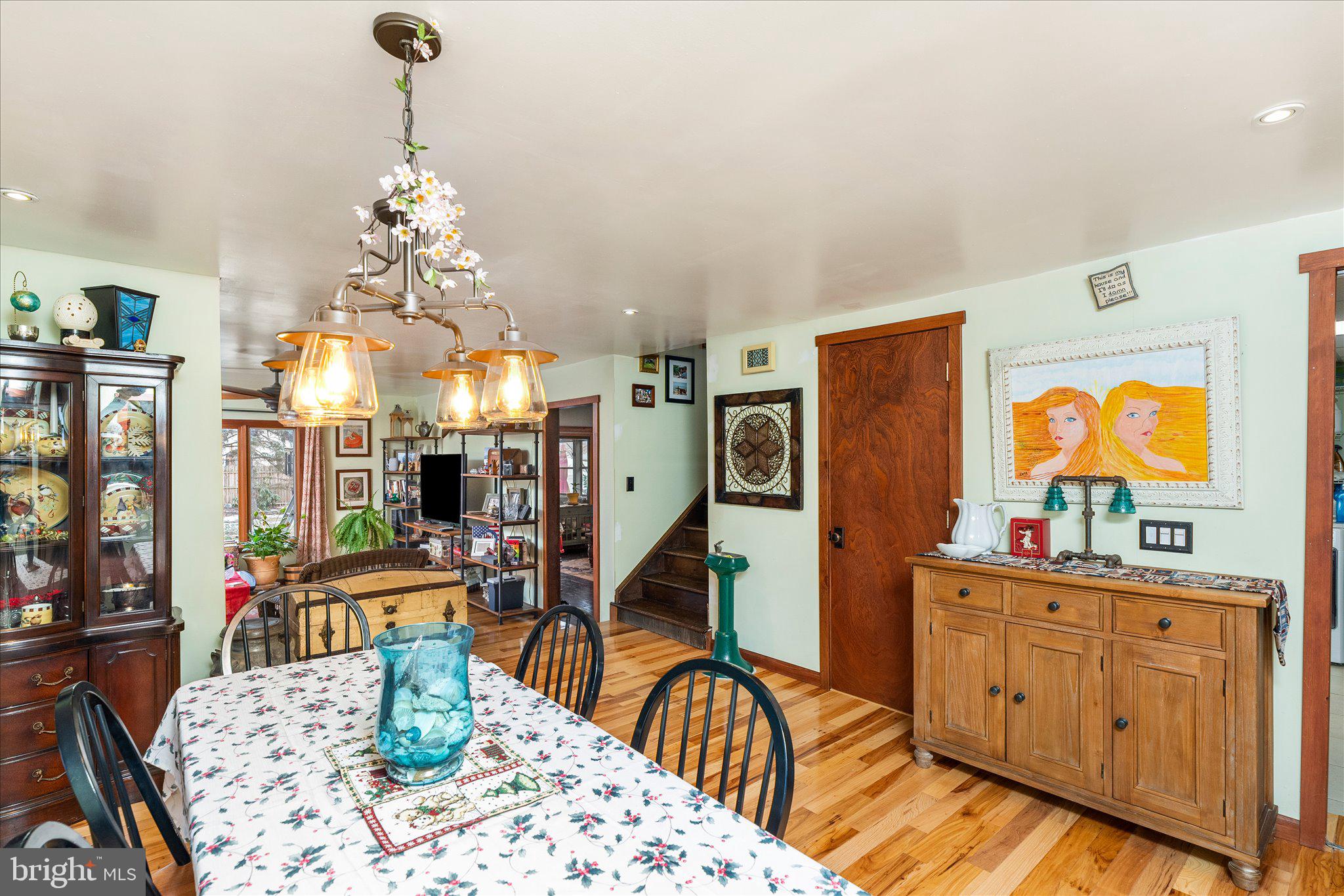 212 ELIZABETH AVENUE