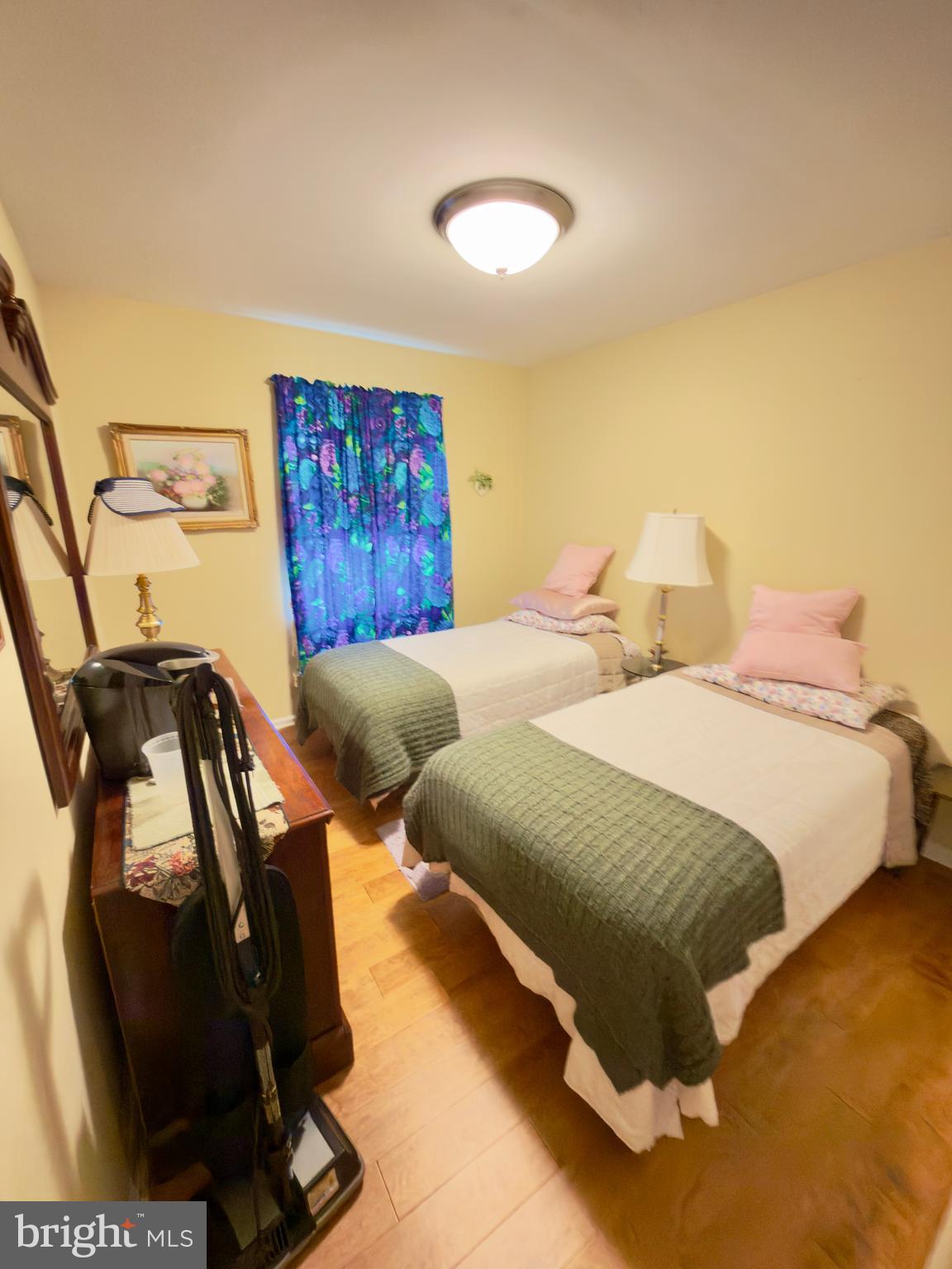 NESHAMINY VALLEY - Residential