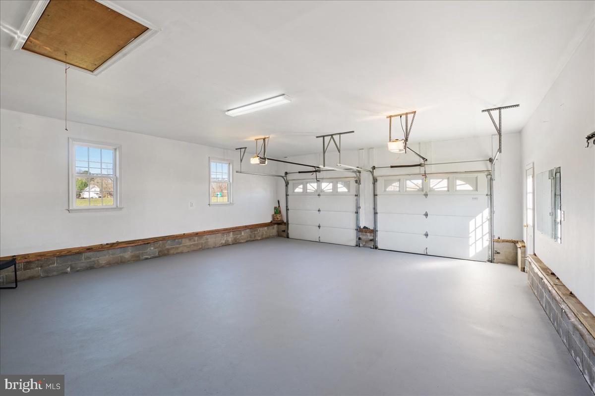 OAKVIEW - Residential