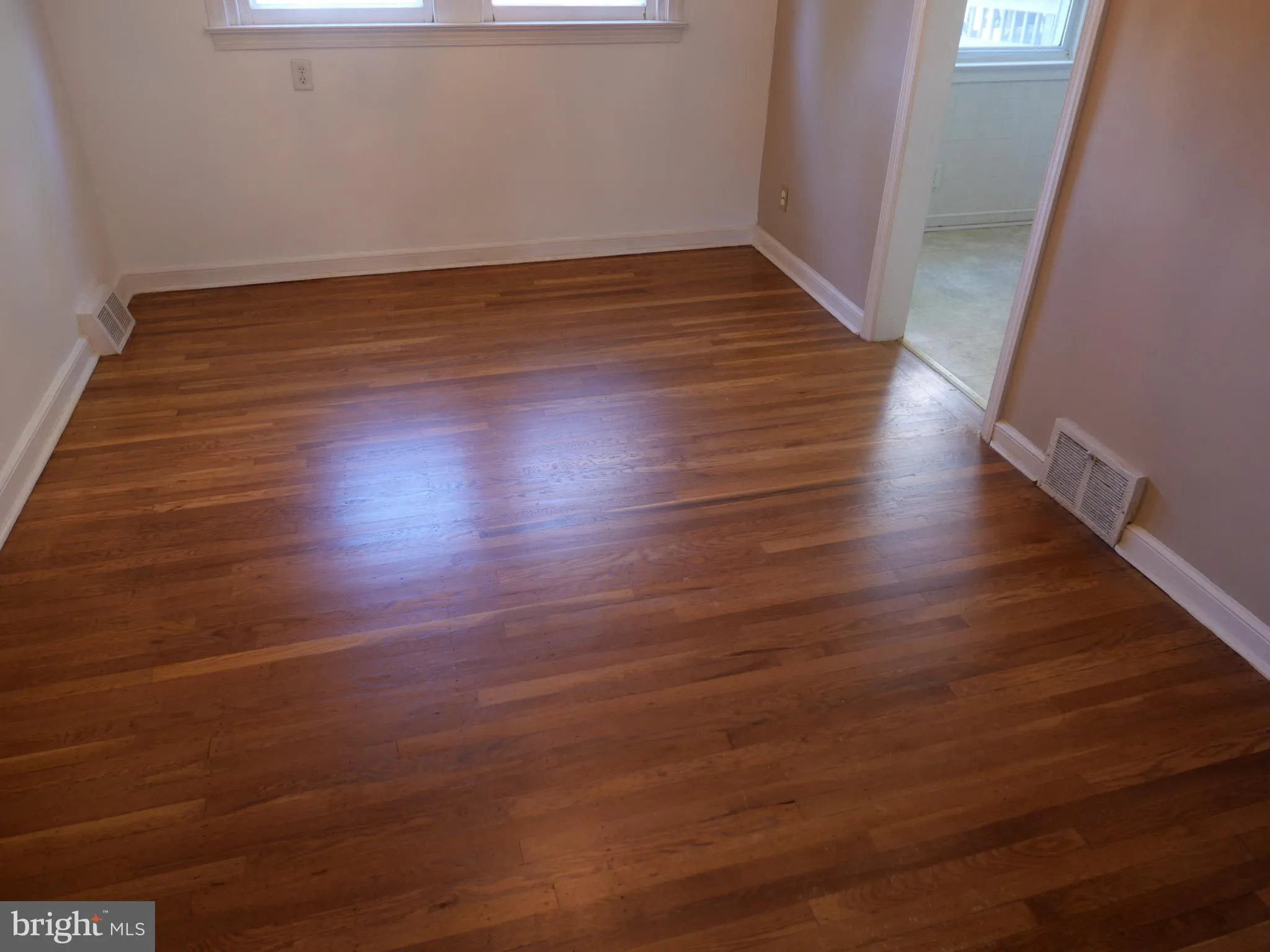 Drexel Hill, Pennsylvania 19026, United States, 3 Bedrooms Bedrooms, ,1 BathroomBathrooms,Residential,Active,193619