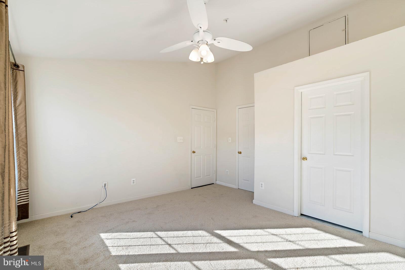 MANORS AT MCNAIR FARMS - Residential