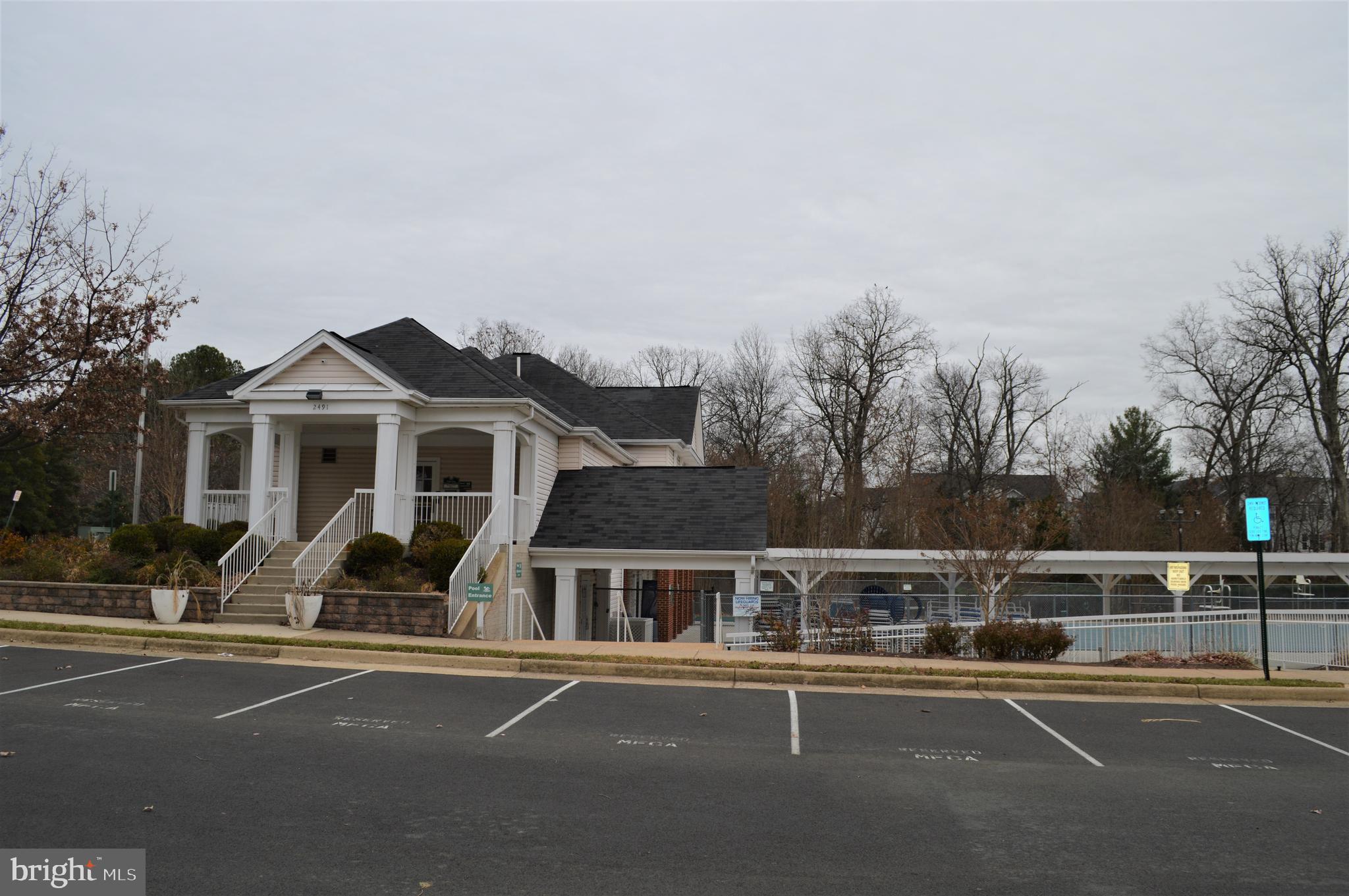 MANORS AT MCNAIR FARMS - Residential