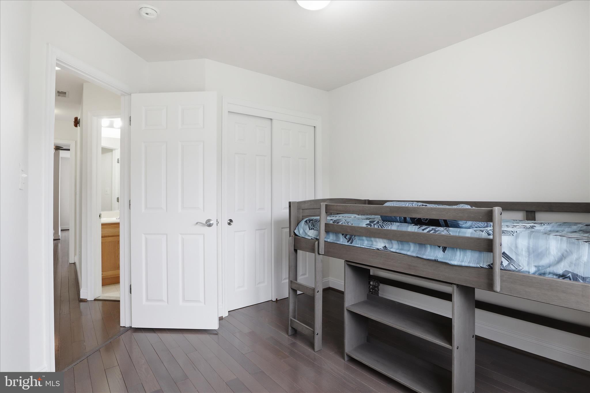 CAMDEN CROSSING - Residential