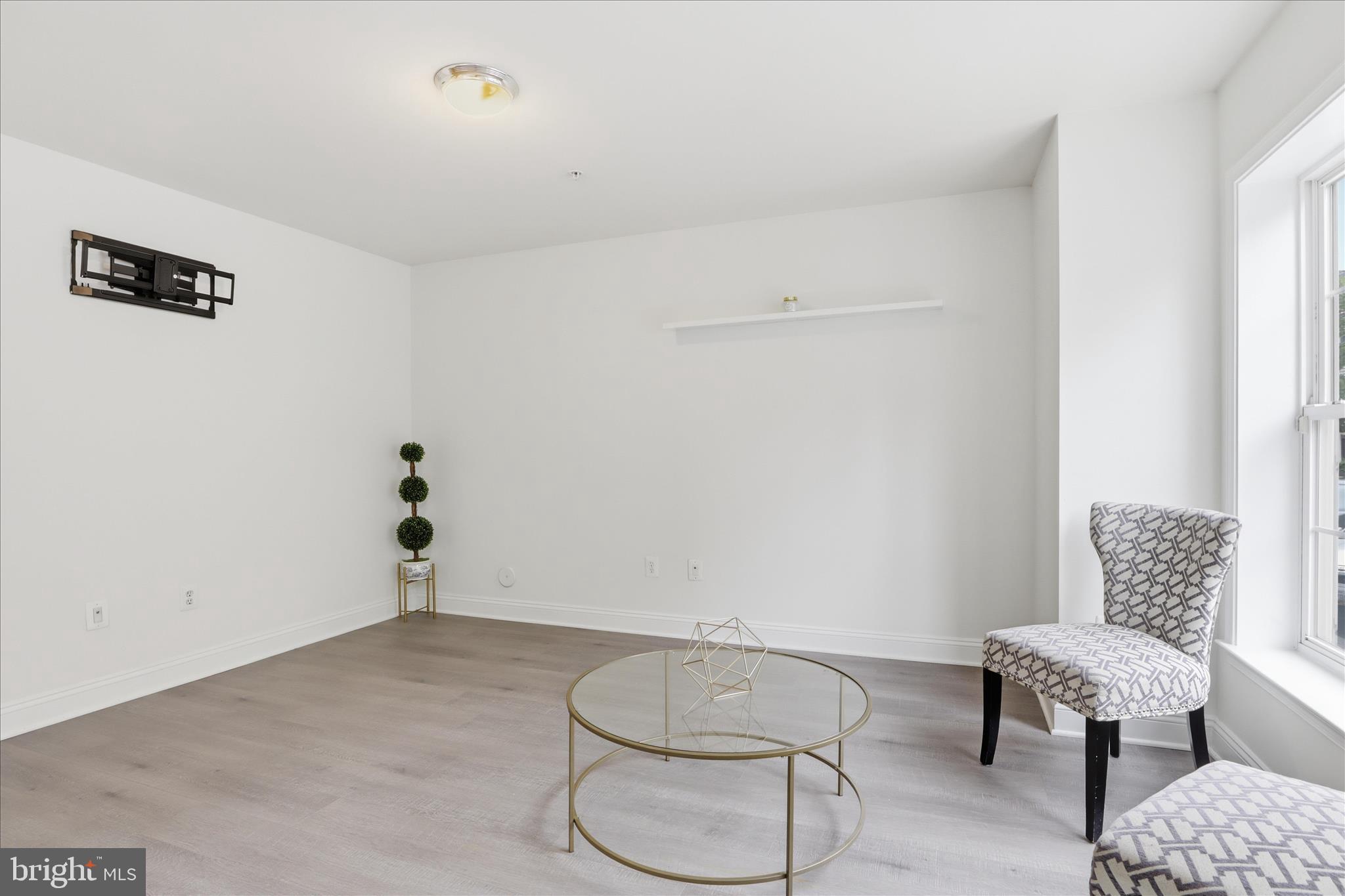 CAMDEN CROSSING - Residential