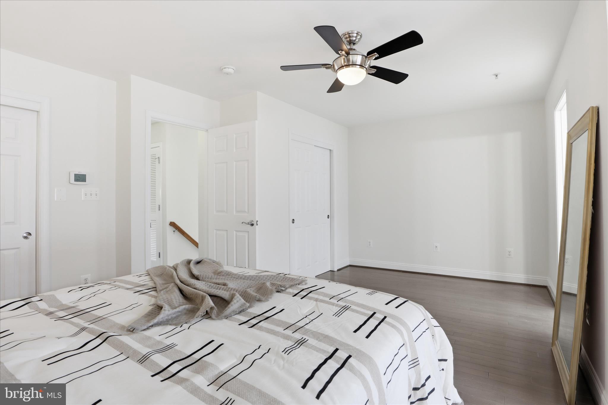 CAMDEN CROSSING - Residential