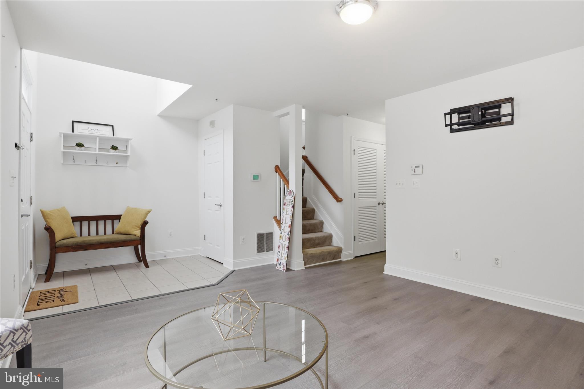 CAMDEN CROSSING - Residential