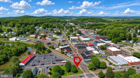 Photo of 116 E Oak Street, OAKLAND, MD 21550 (MLS # MDGA2011988)