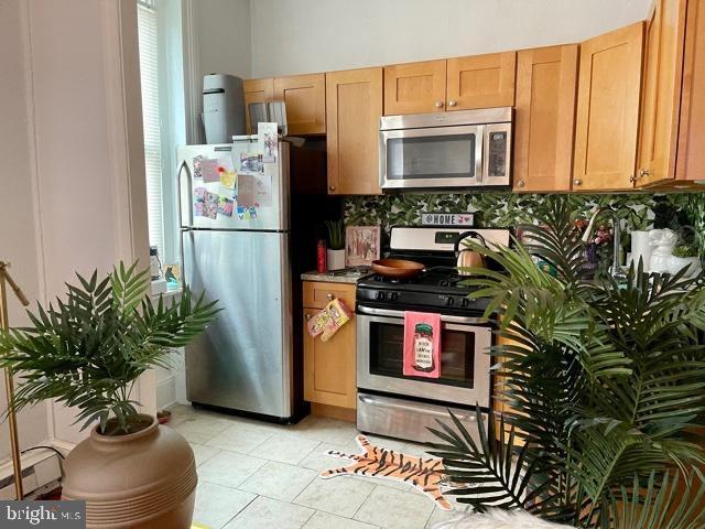 FAIRMOUNT - Residential Lease