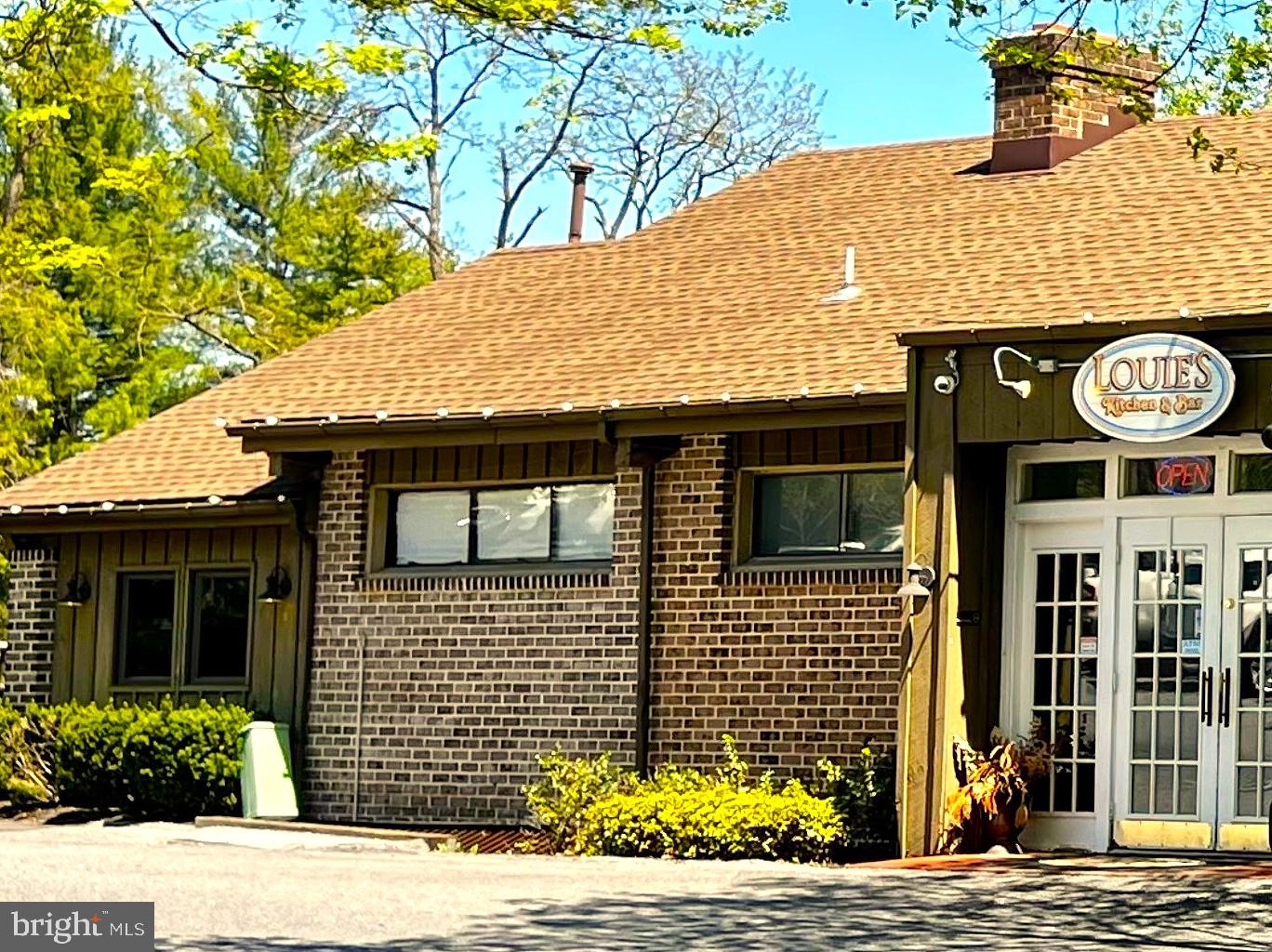 FLYING HILLS - Residential