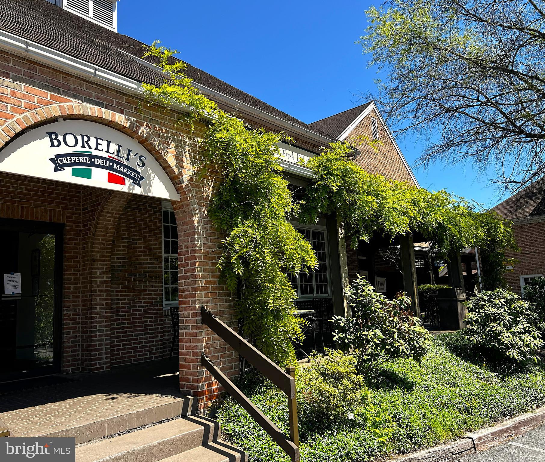 FLYING HILLS - Residential