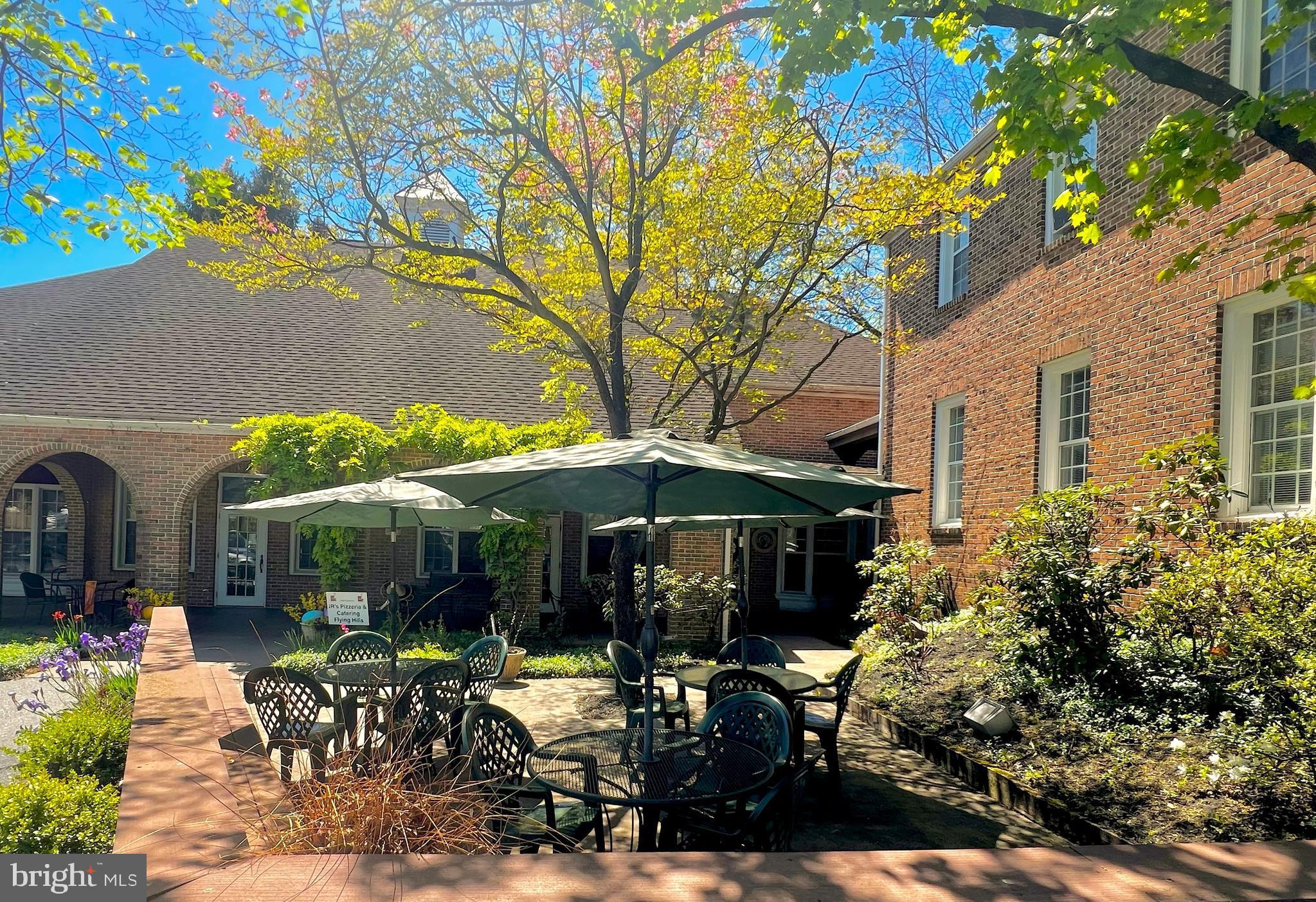 FLYING HILLS - Residential