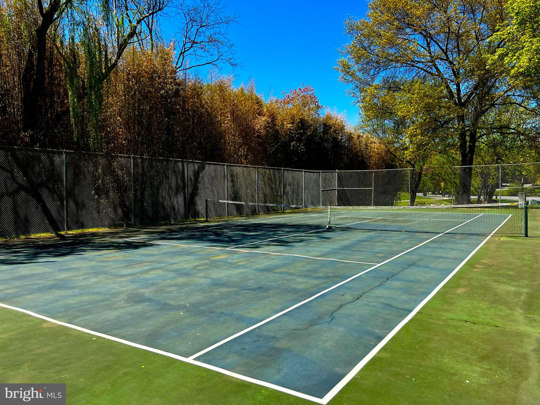 FLYING HILLS - Residential