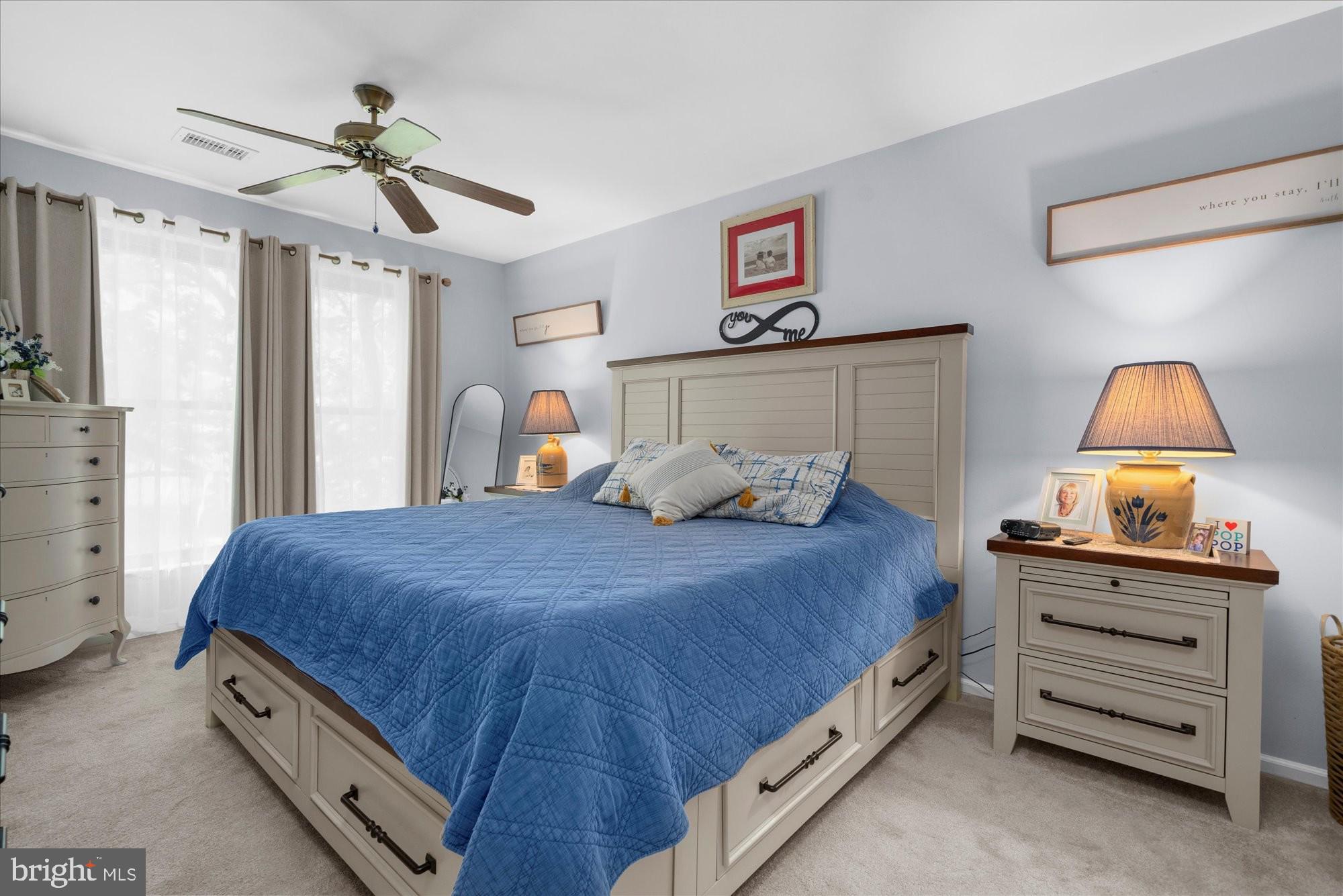 FLYING HILLS - Residential