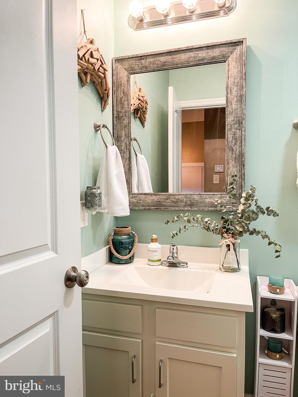 FORT HILL FARMS - Residential