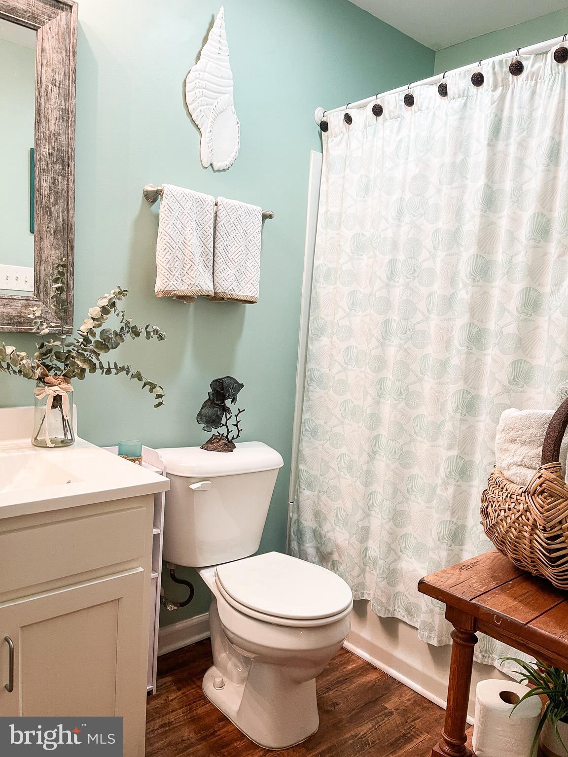 FORT HILL FARMS - Residential