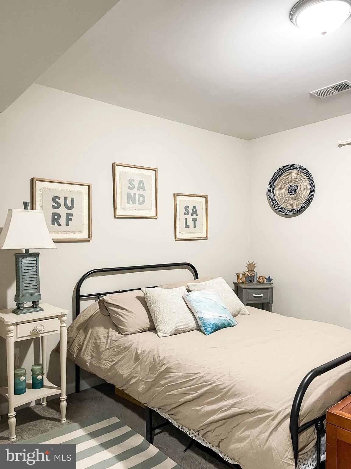 FORT HILL FARMS - Residential